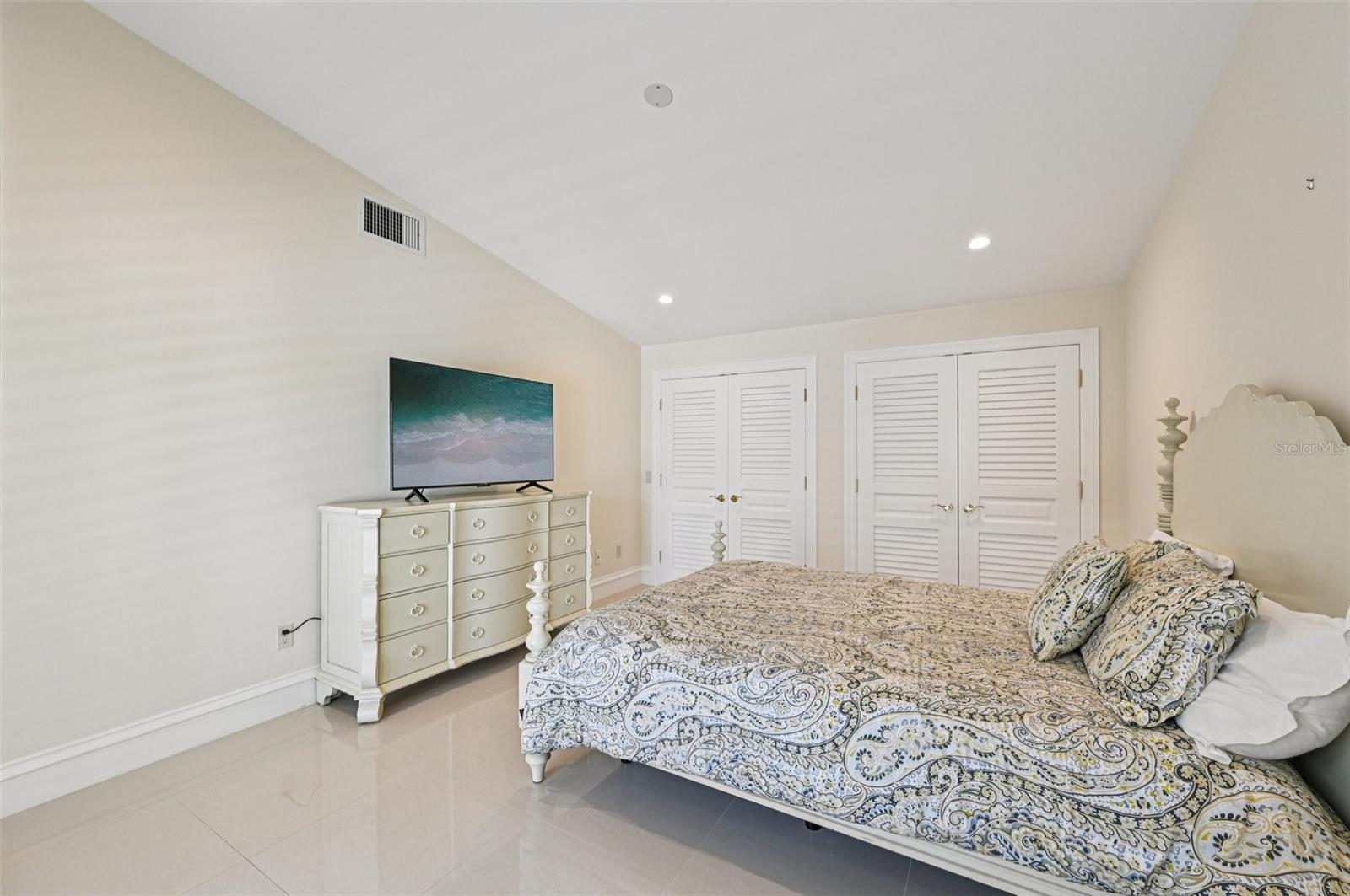 LIDO C - Residential Lease