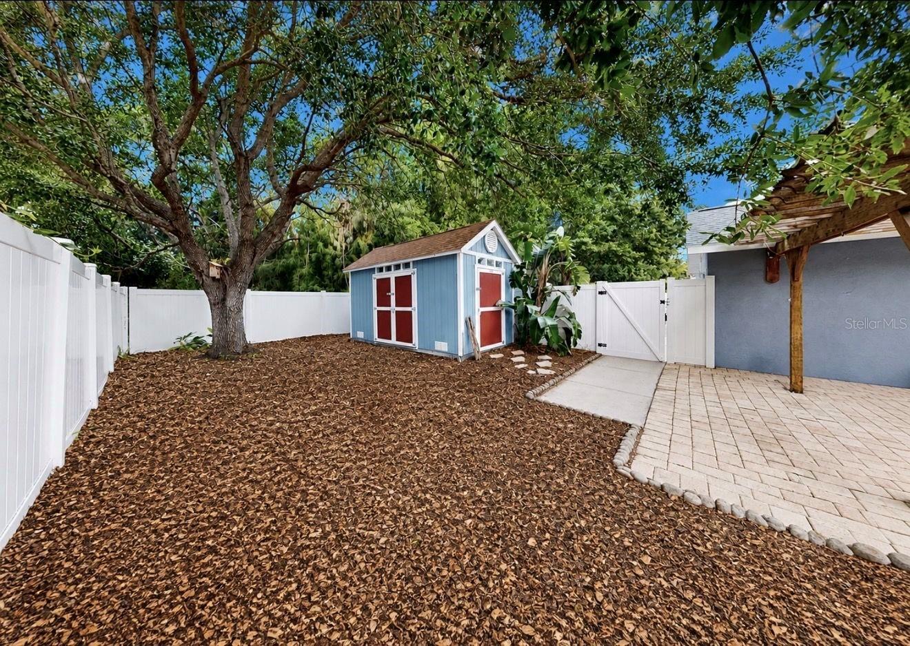SUMMERVIEW OAKS SUB - Residential