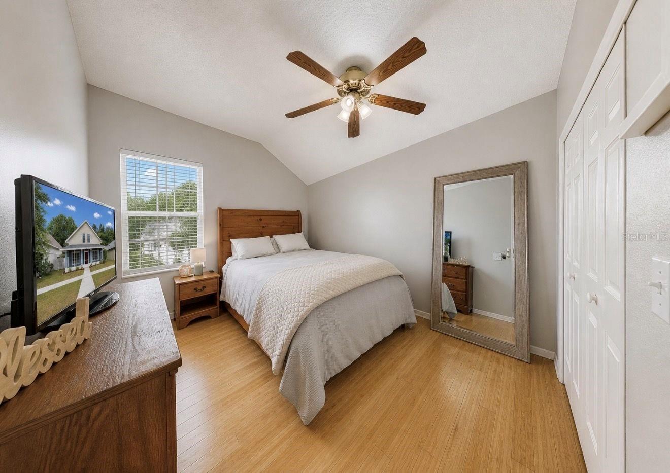 SUMMERVIEW OAKS SUB - Residential