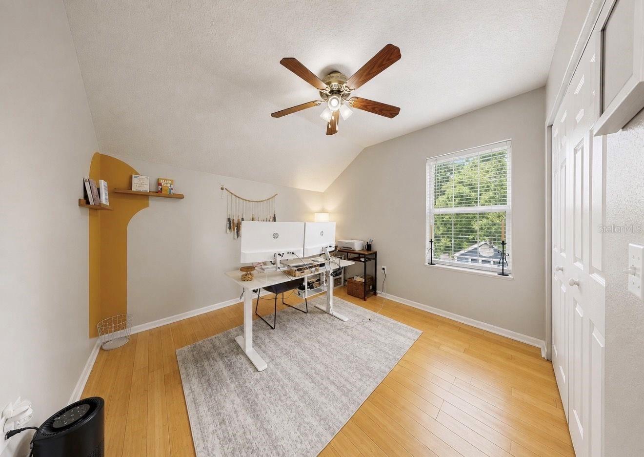 SUMMERVIEW OAKS SUB - Residential