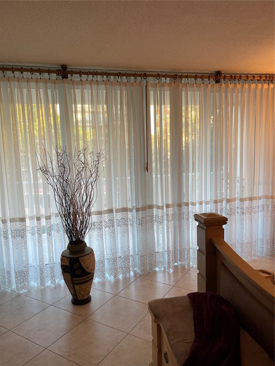 SEVILLE CONDO 14 - Residential