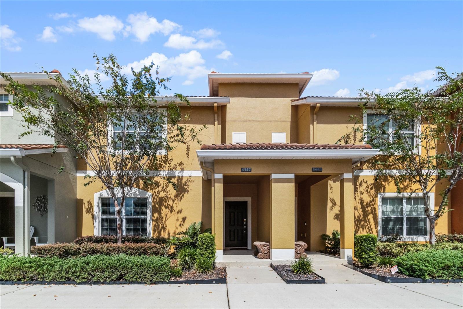 8947 BISMARCK PALM ROAD