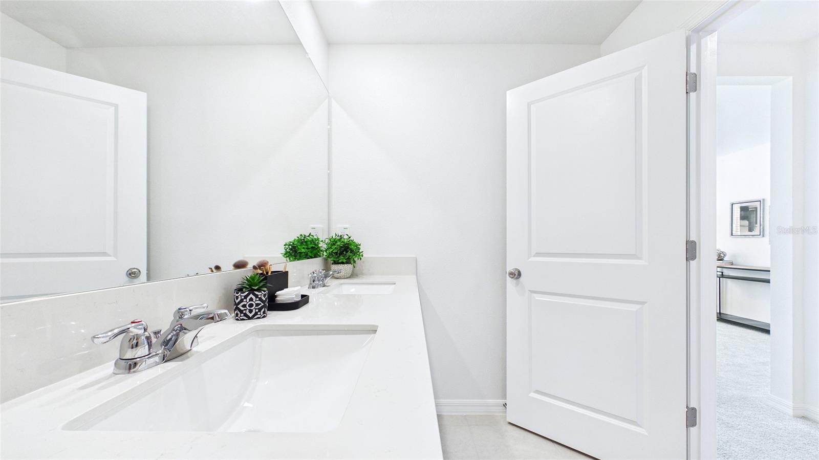 SOUTH SHORE POINTE - Residential