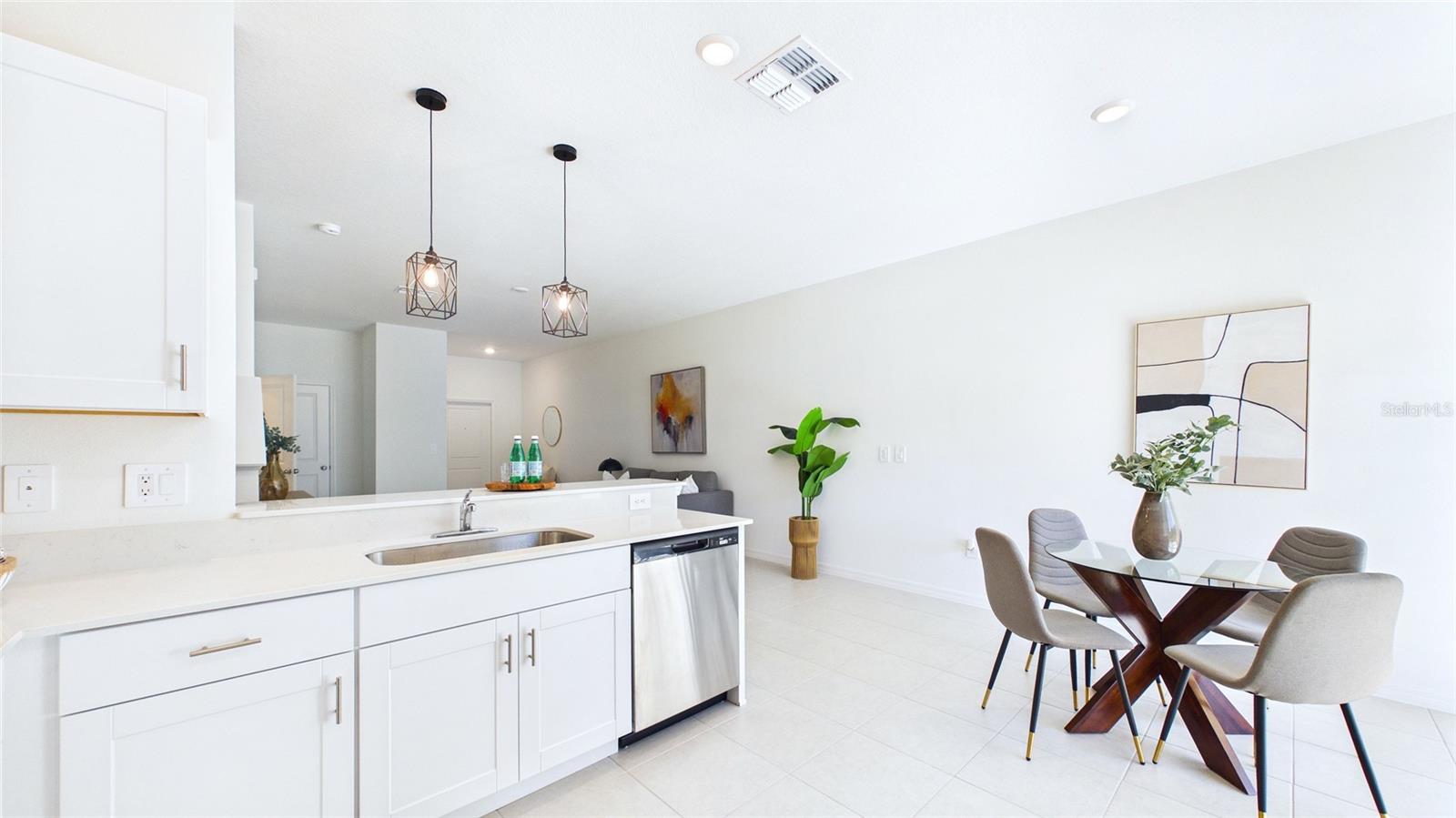 SOUTH SHORE POINTE - Residential