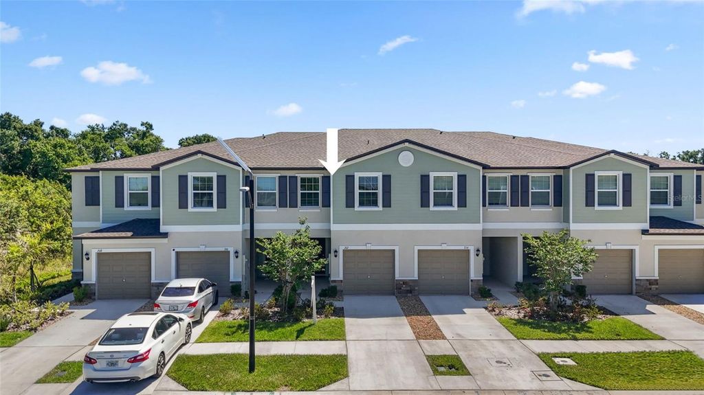 Photo of 212 27th Street SE #00, Ruskin, FL 33570 (MLS # TB8499344)