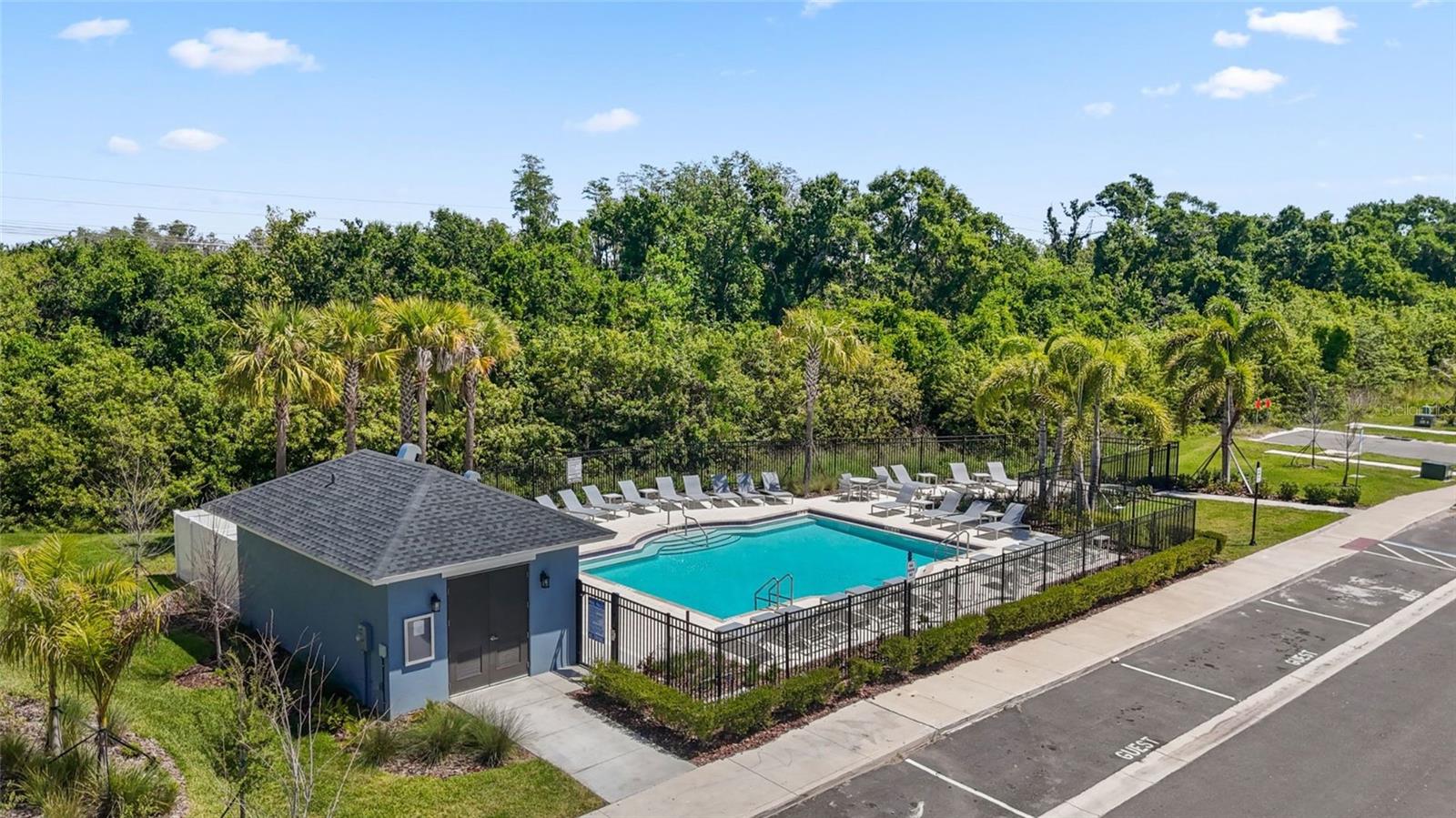 SOUTH SHORE POINTE - Residential