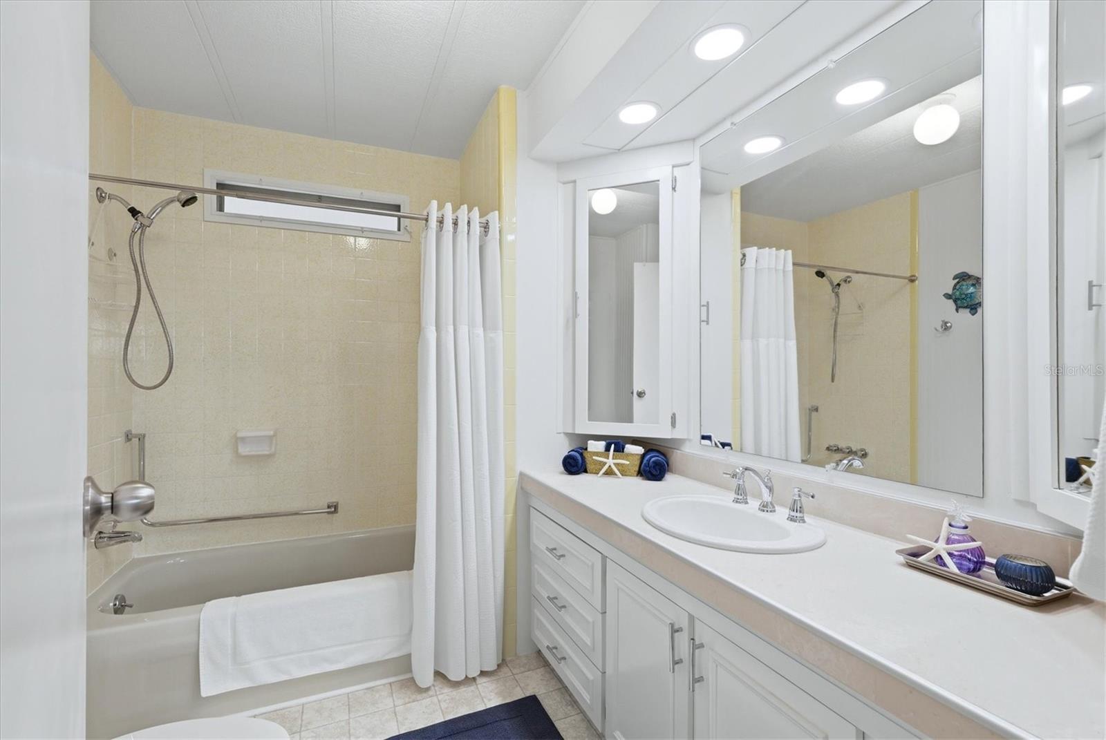 LAZY RIVER MHP - Residential