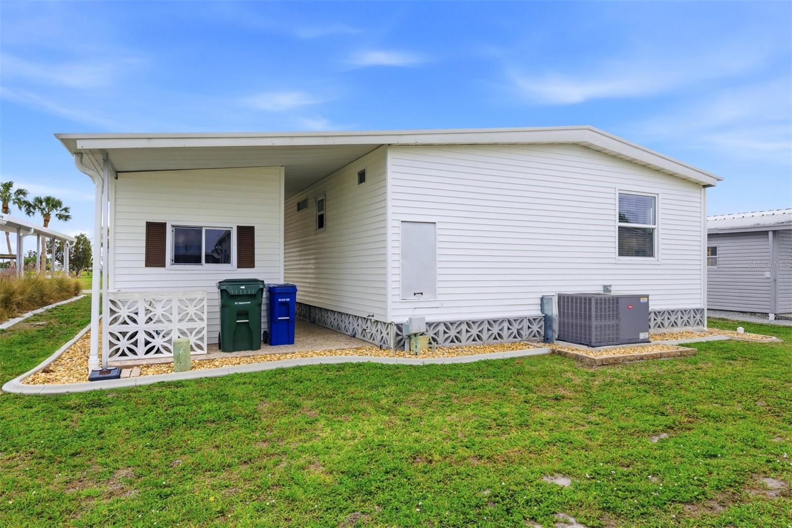 LAZY RIVER MHP - Residential