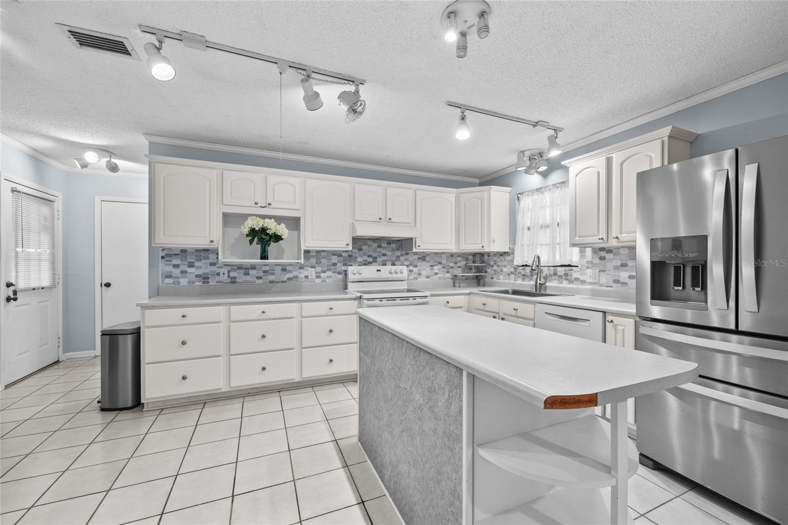 SPRING HOLLOW SUB - Residential