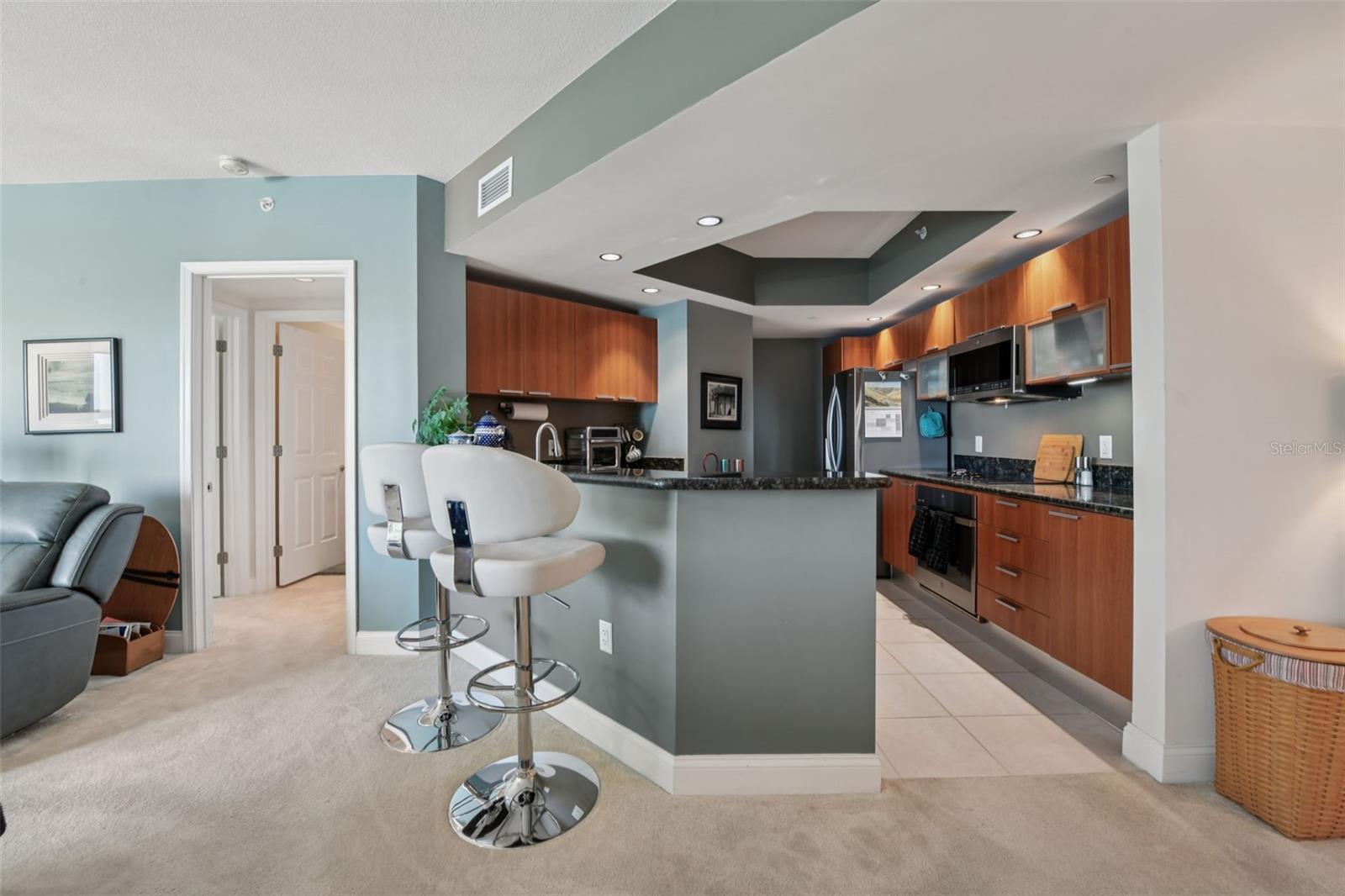 MARINA GRANDE/HALIFAX 01 - Residential