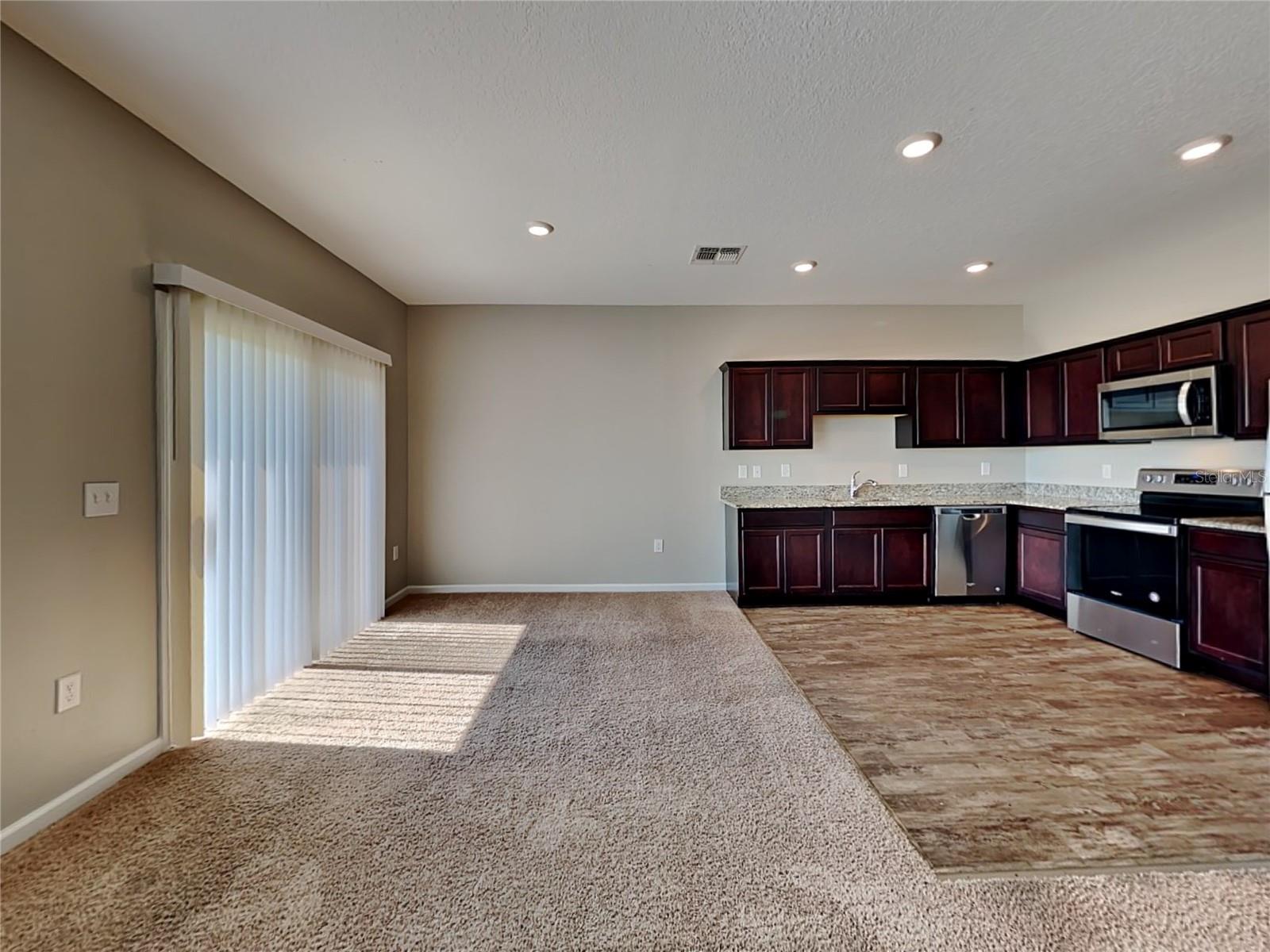MADISON PLACE PH 2 - Residential Lease