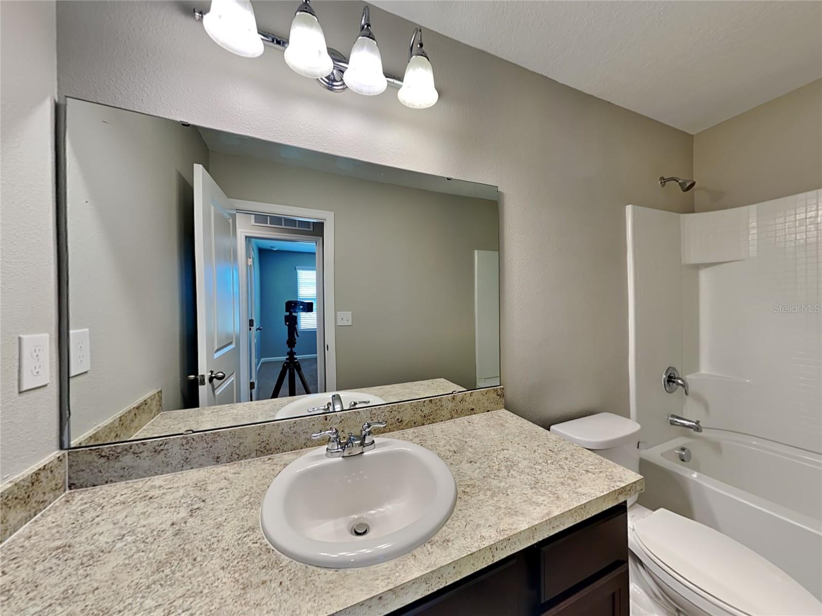 MADISON PLACE PH 2 - Residential Lease