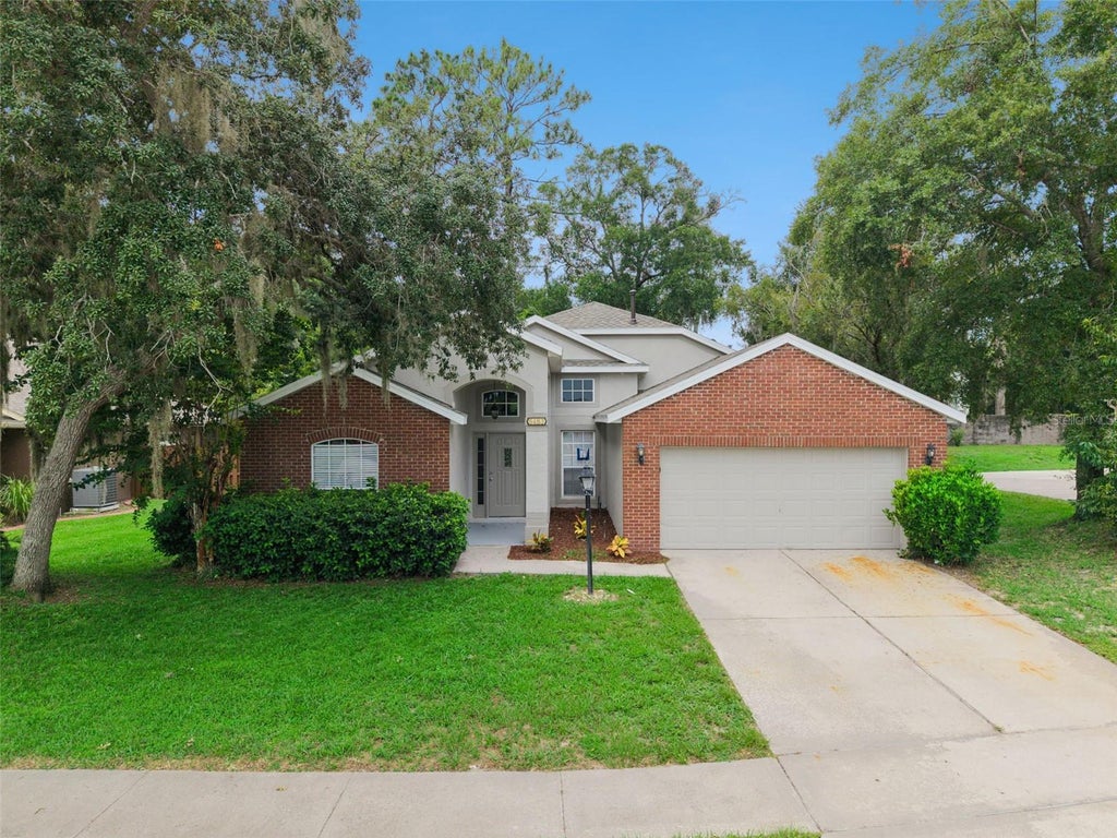 Photo of 5483 Glen Oak Place, Sanford, FL 32771 (MLS # O6430157)