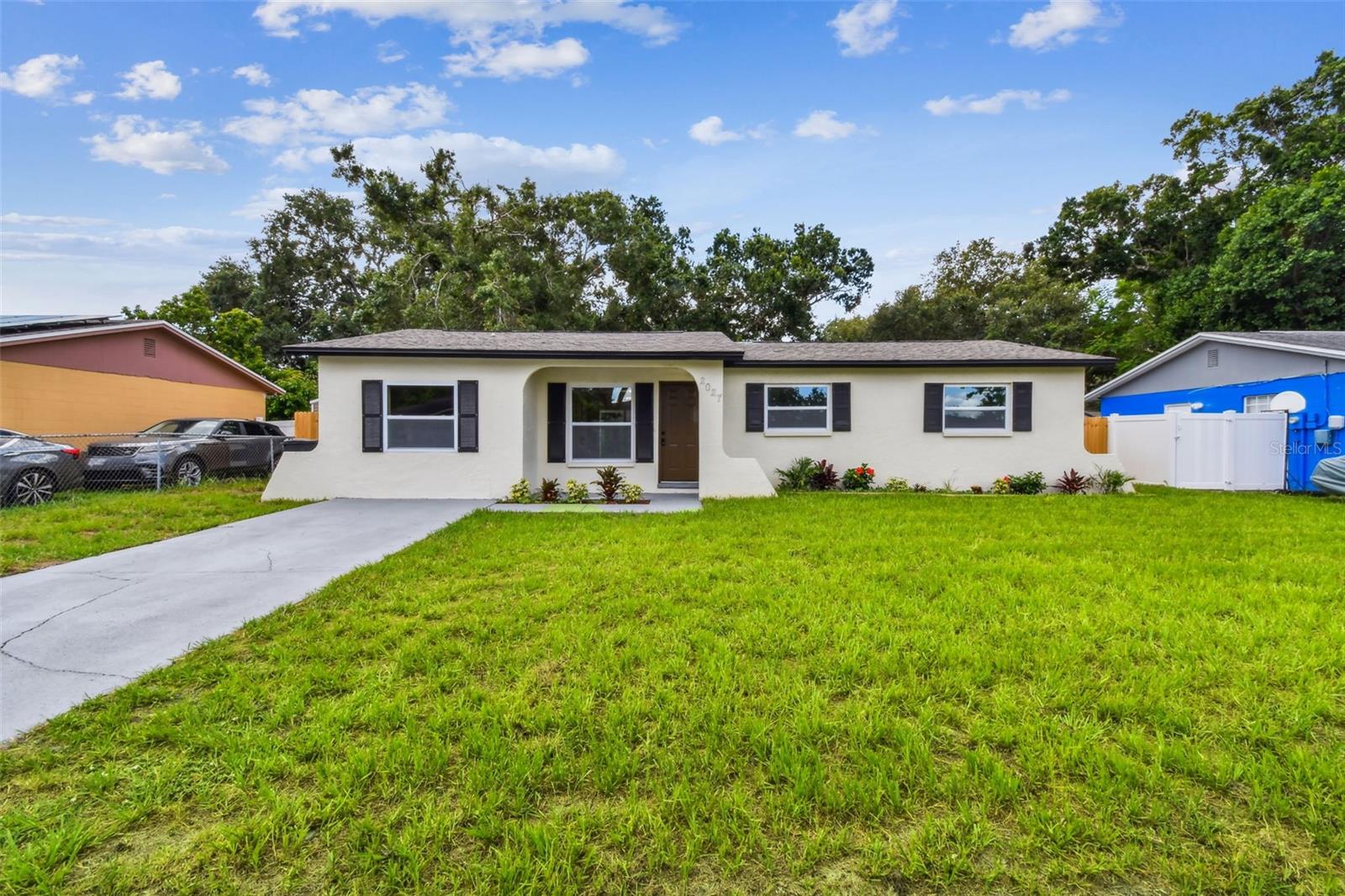2027 BALFOUR CIRCLE