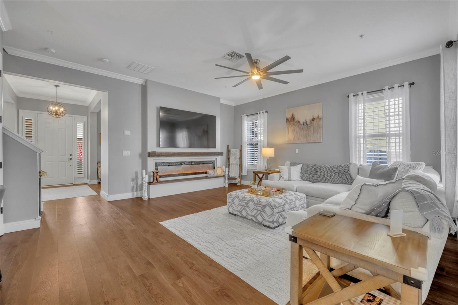 BALDWIN PARK - Residential