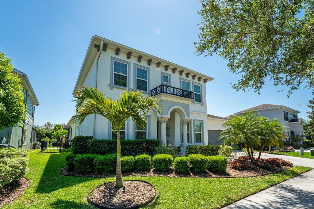 Photo of 15422 Starling Crossing Dr, Lithia, FL 33547 (MLS # TB8381928)