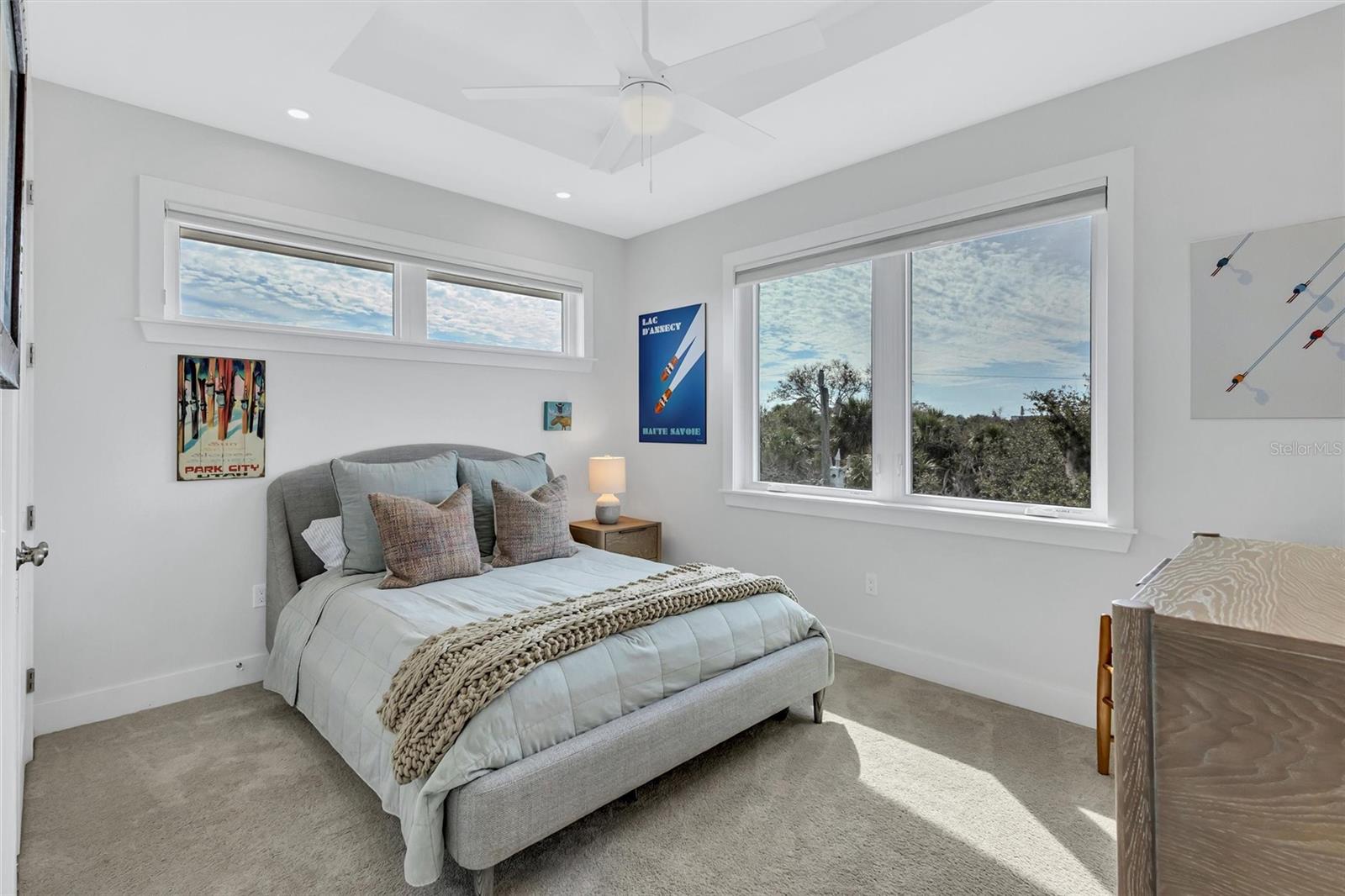 SIESTA BEACH - Residential