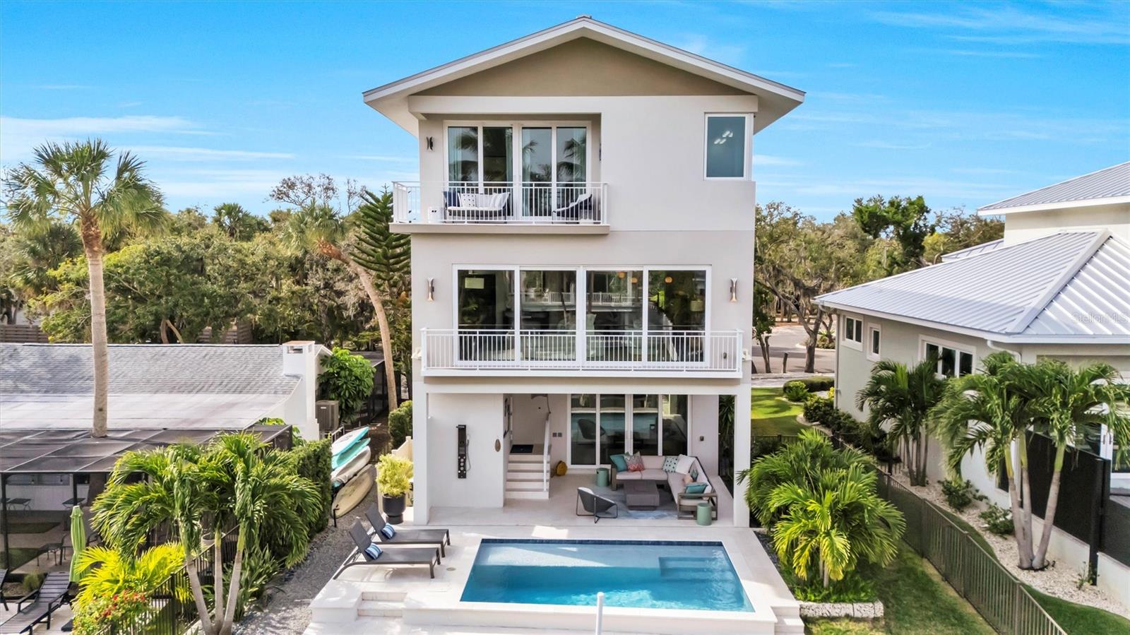 SIESTA BEACH - Residential