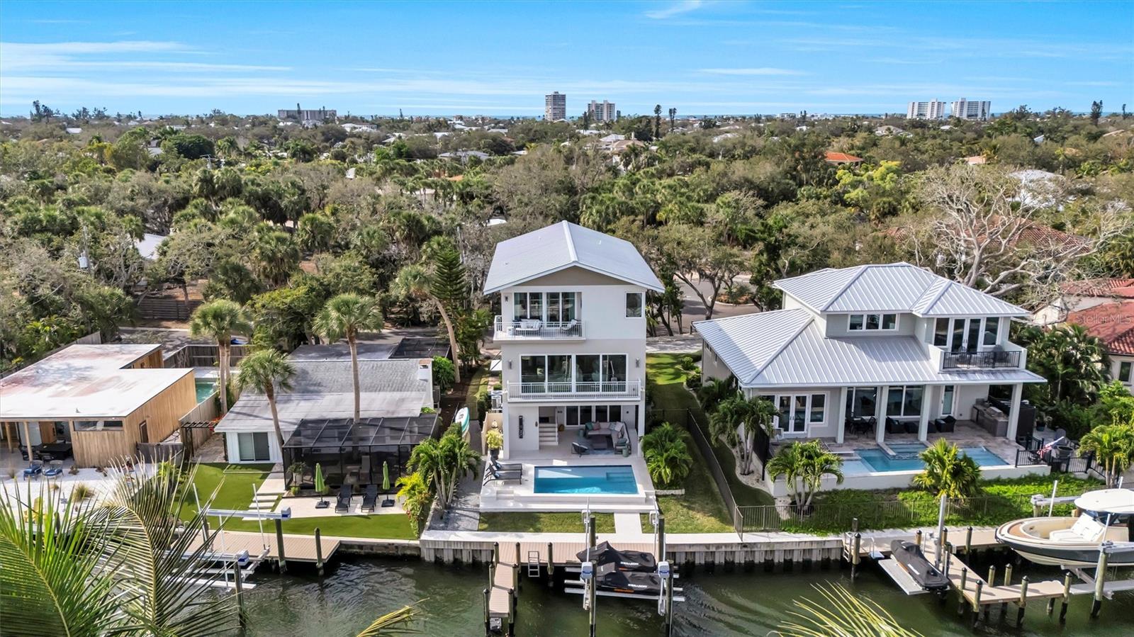 SIESTA BEACH - Residential