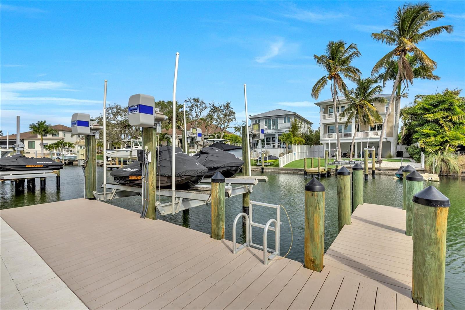 SIESTA BEACH - Residential