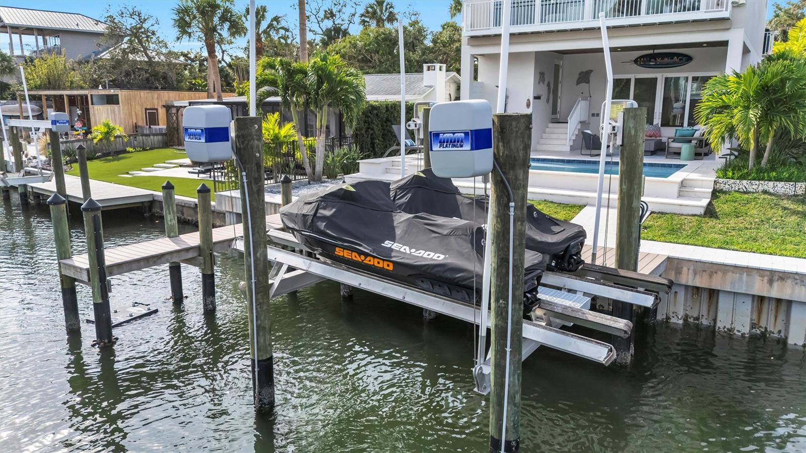 SIESTA BEACH - Residential