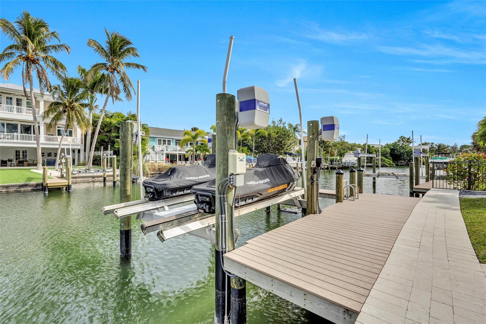 SIESTA BEACH - Residential