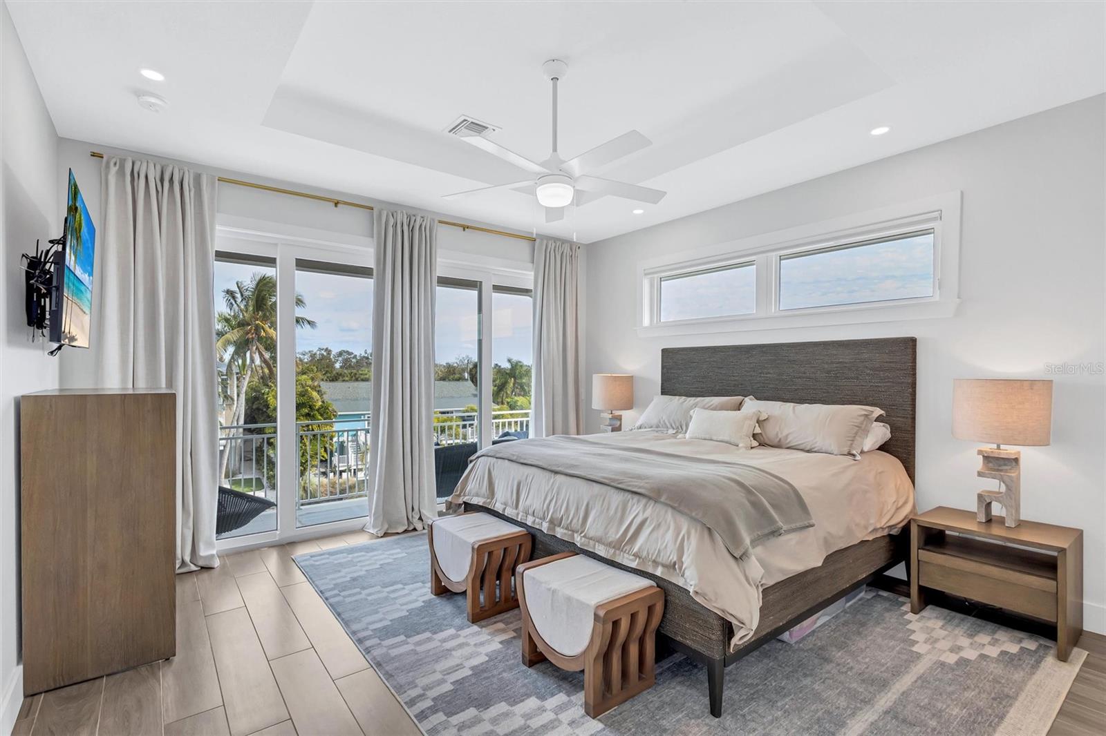 SIESTA BEACH - Residential