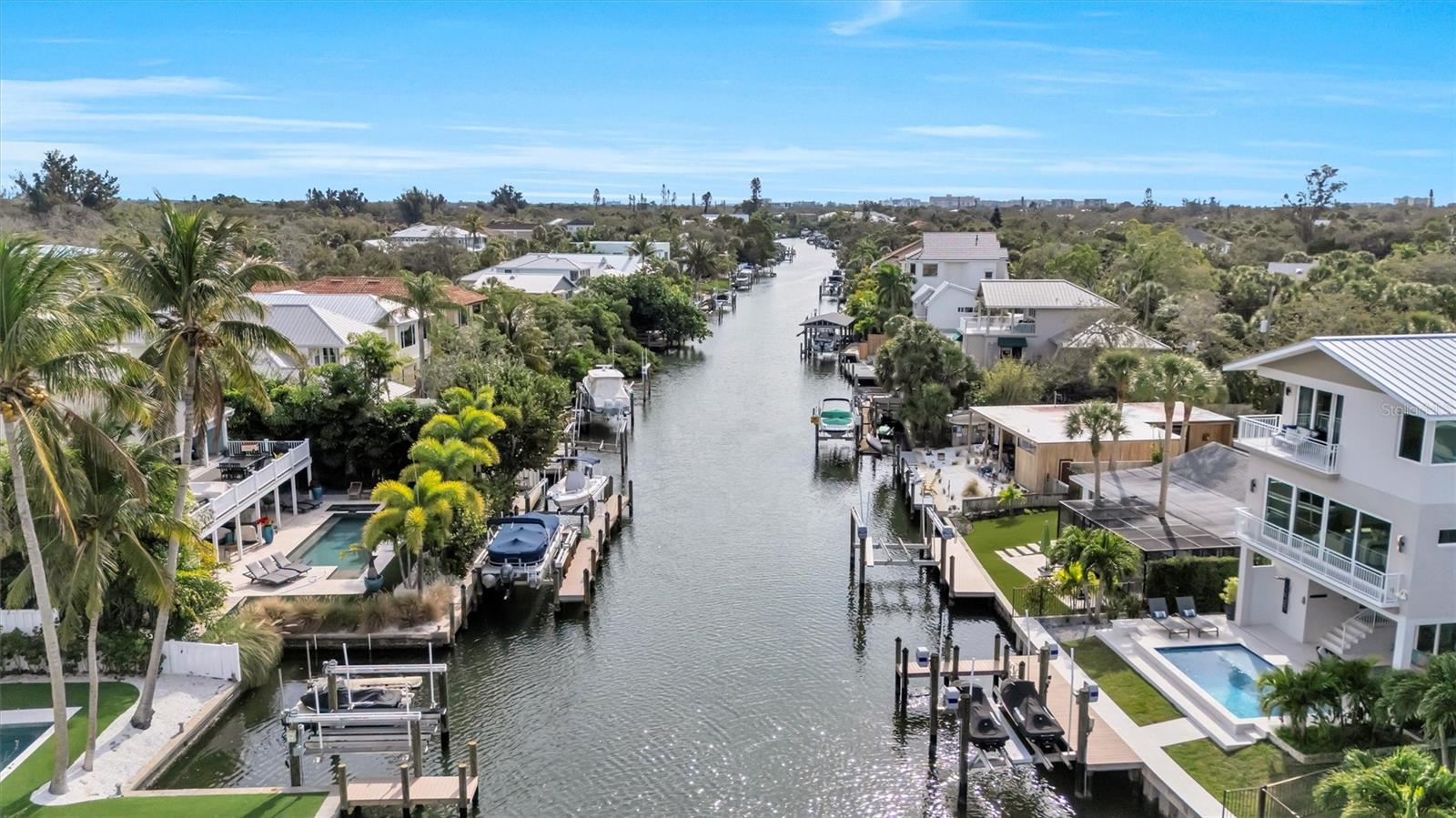 SIESTA BEACH - Residential