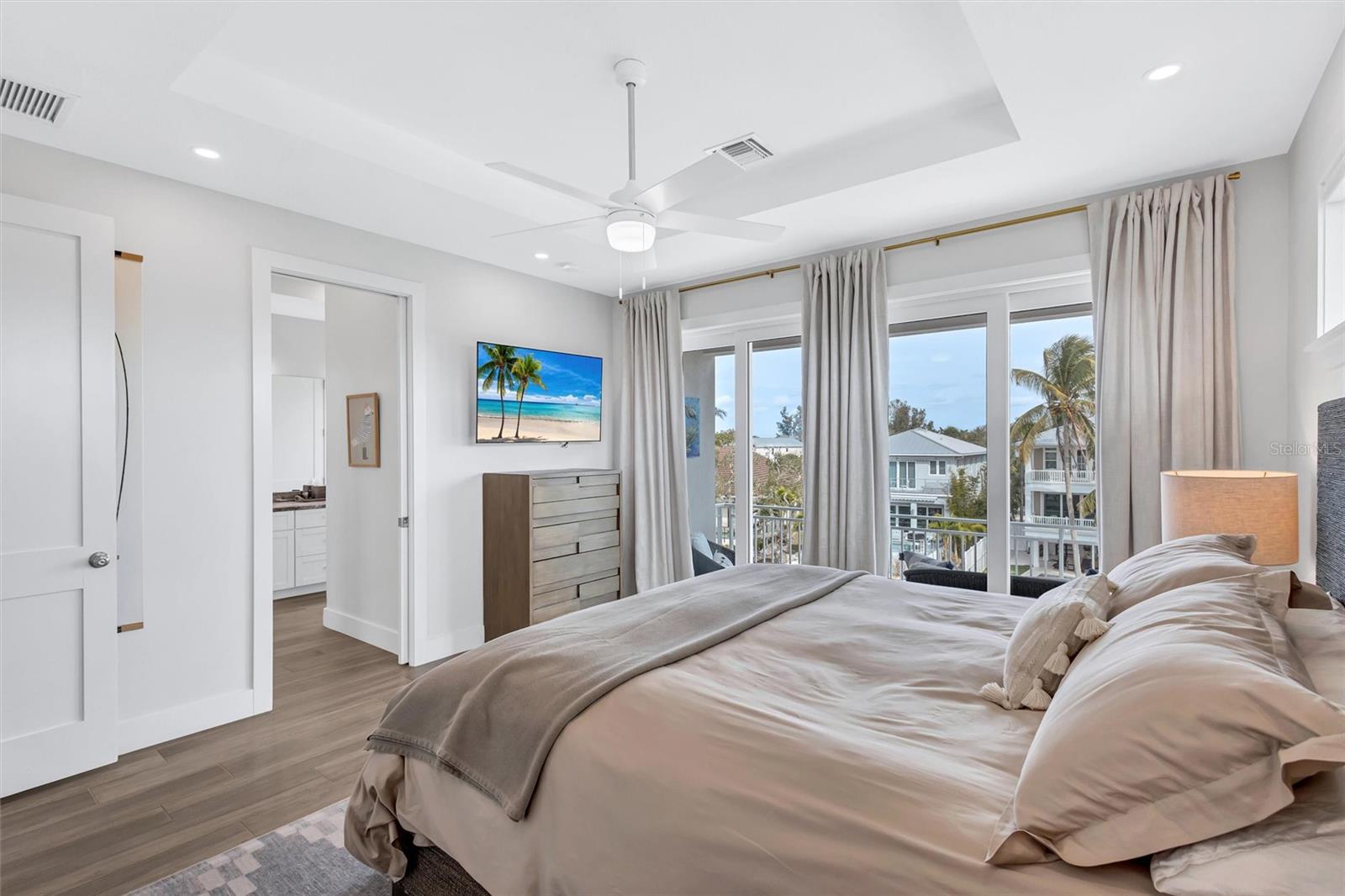 SIESTA BEACH - Residential