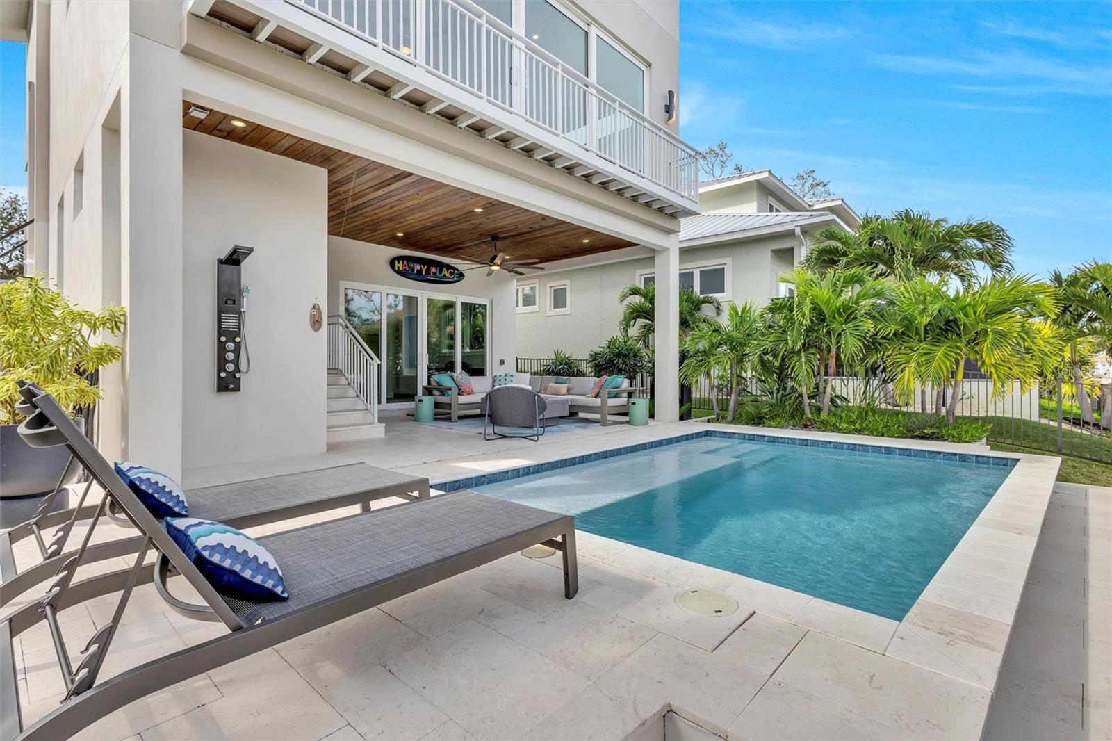 SIESTA BEACH - Residential