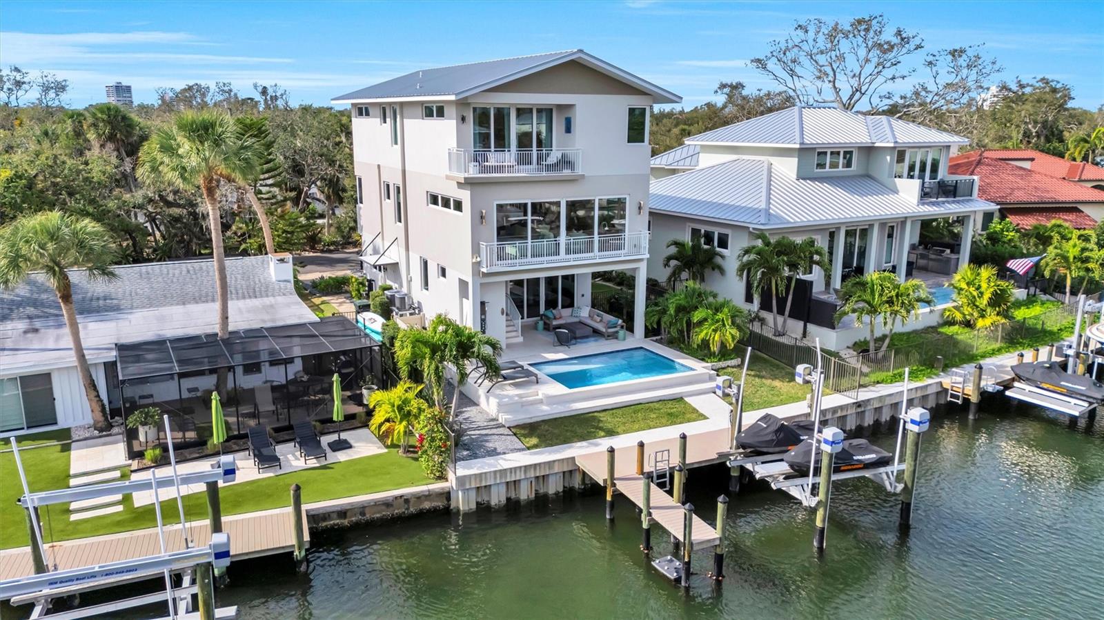 SIESTA BEACH - Residential