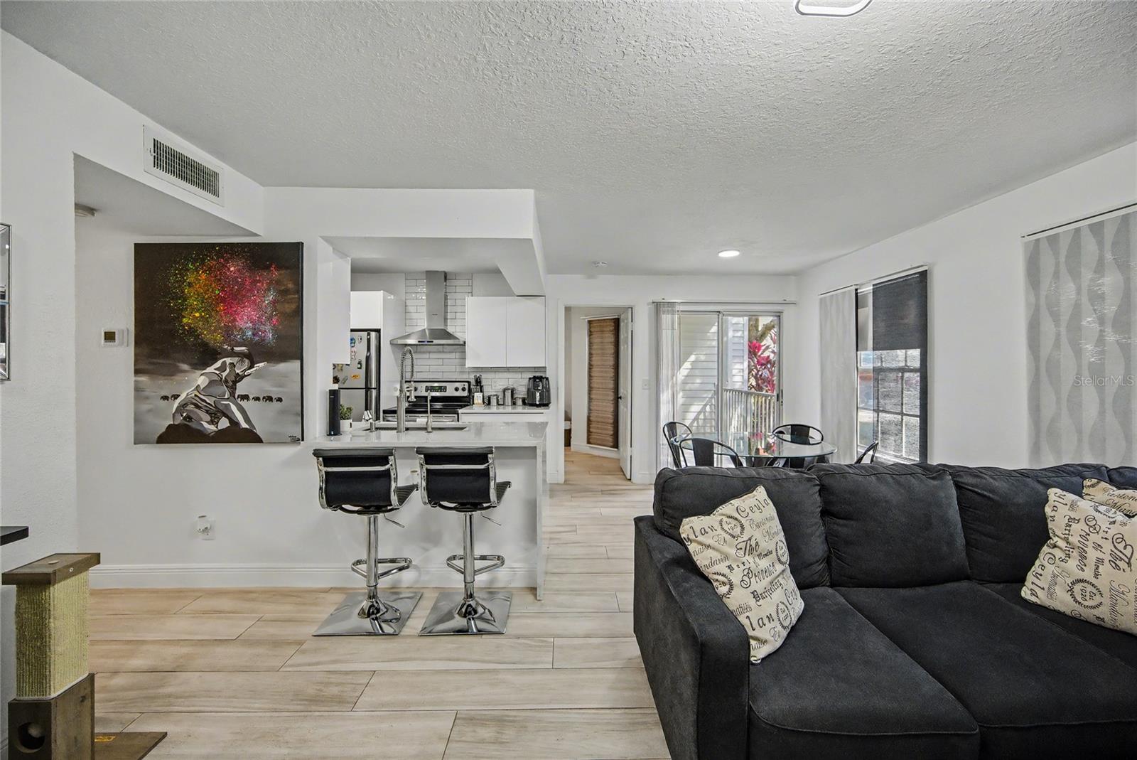 LEXINGTON PLACE - Residential