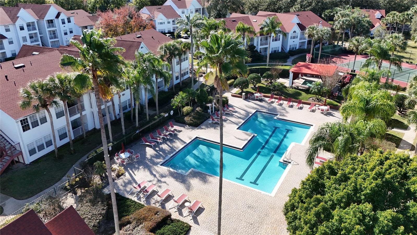 LEXINGTON PLACE - Residential