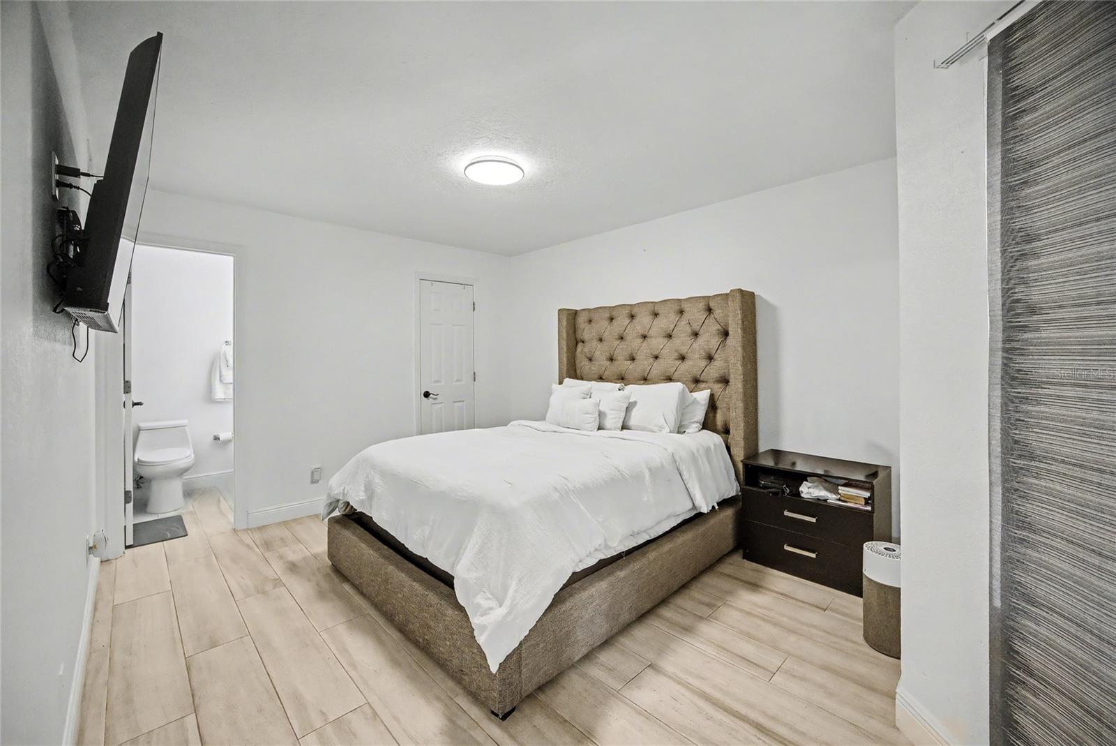 LEXINGTON PLACE - Residential