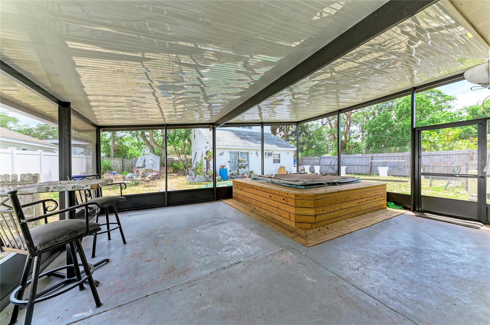 HUDSON PARK - Residential Income