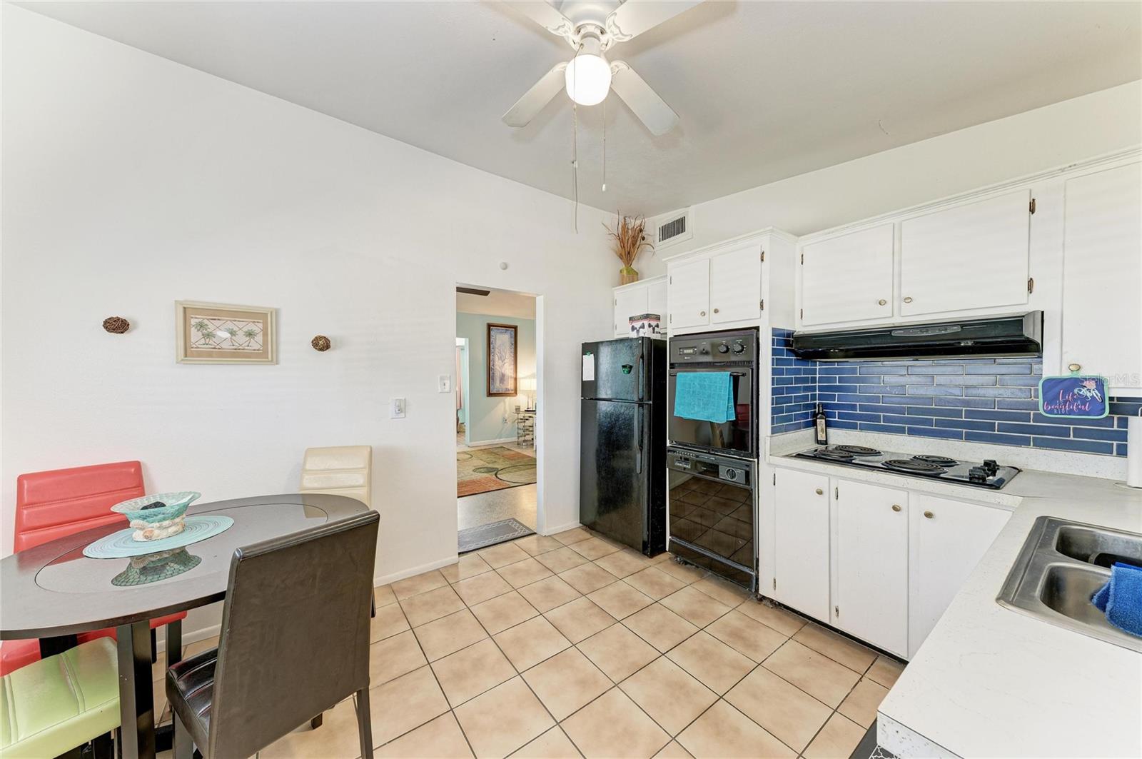 HUDSON PARK - Residential Income