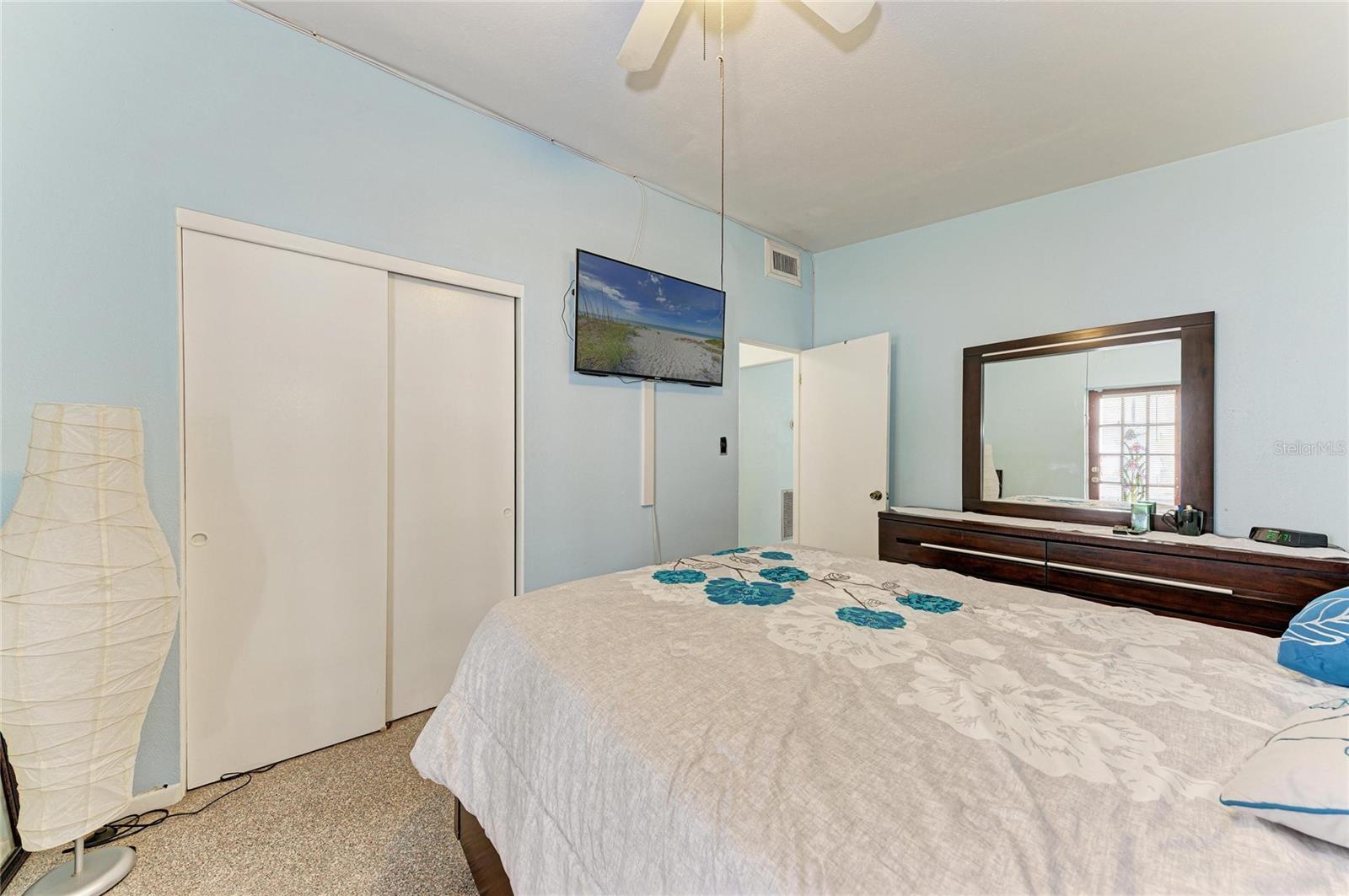 HUDSON PARK - Residential Income