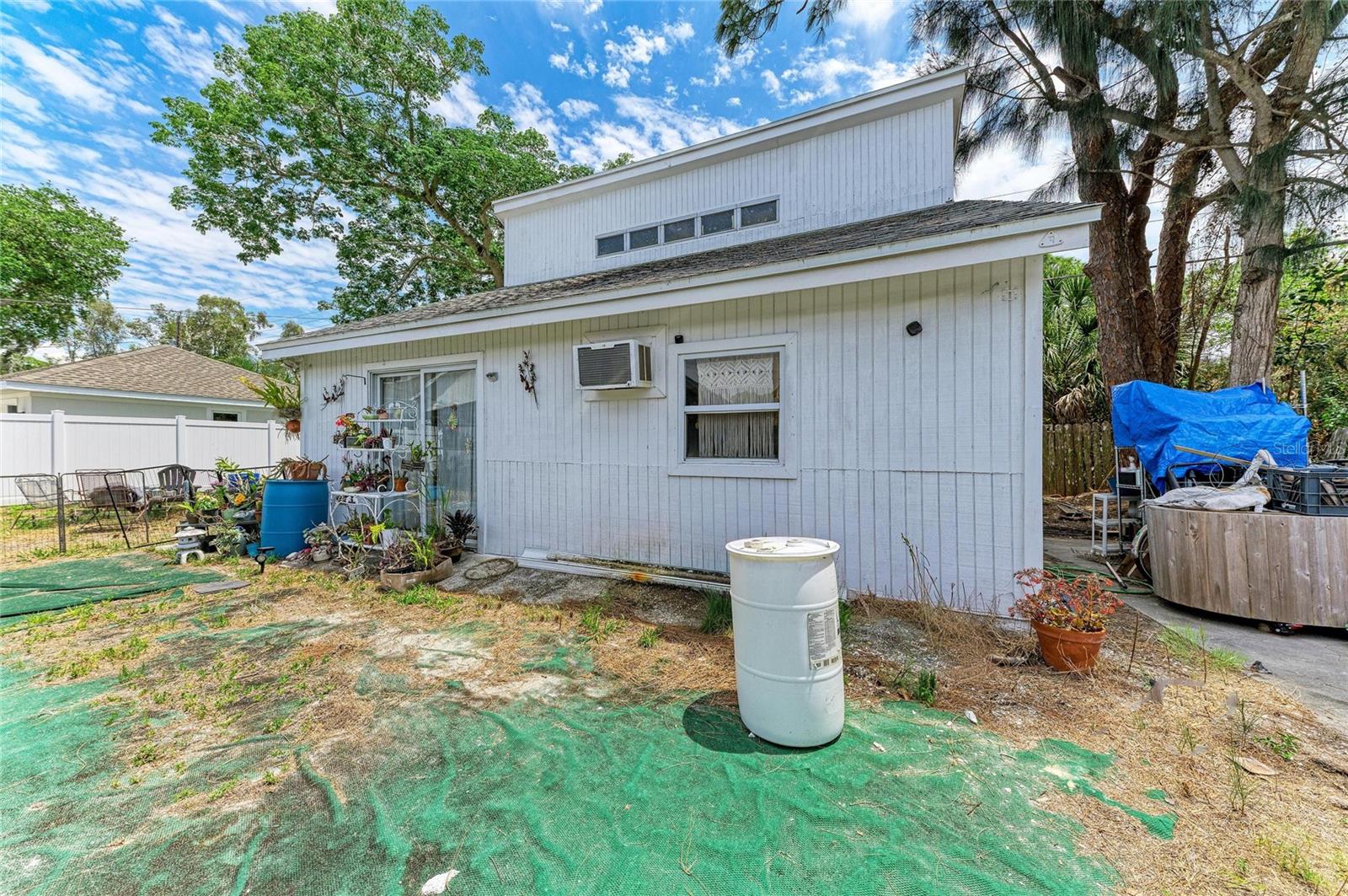 HUDSON PARK - Residential Income