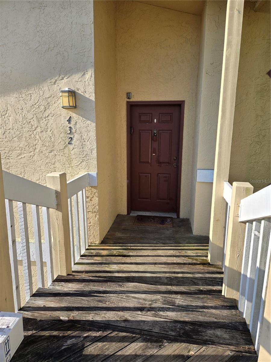 Fantastic upper level 3-bedroom 2 bath condo with 2 open patios located near US 19 between Ulmerton & Gulf to Bay. This condo has a large kitchen with eat in space and large utility closet, fireplace and two open patios. One patio is at the front door the other is located off the 3rd bedroom. Master bedroom has a large walk in closet and its own bathroom. The unit is located in the back of the complex and is close to the swimming pool