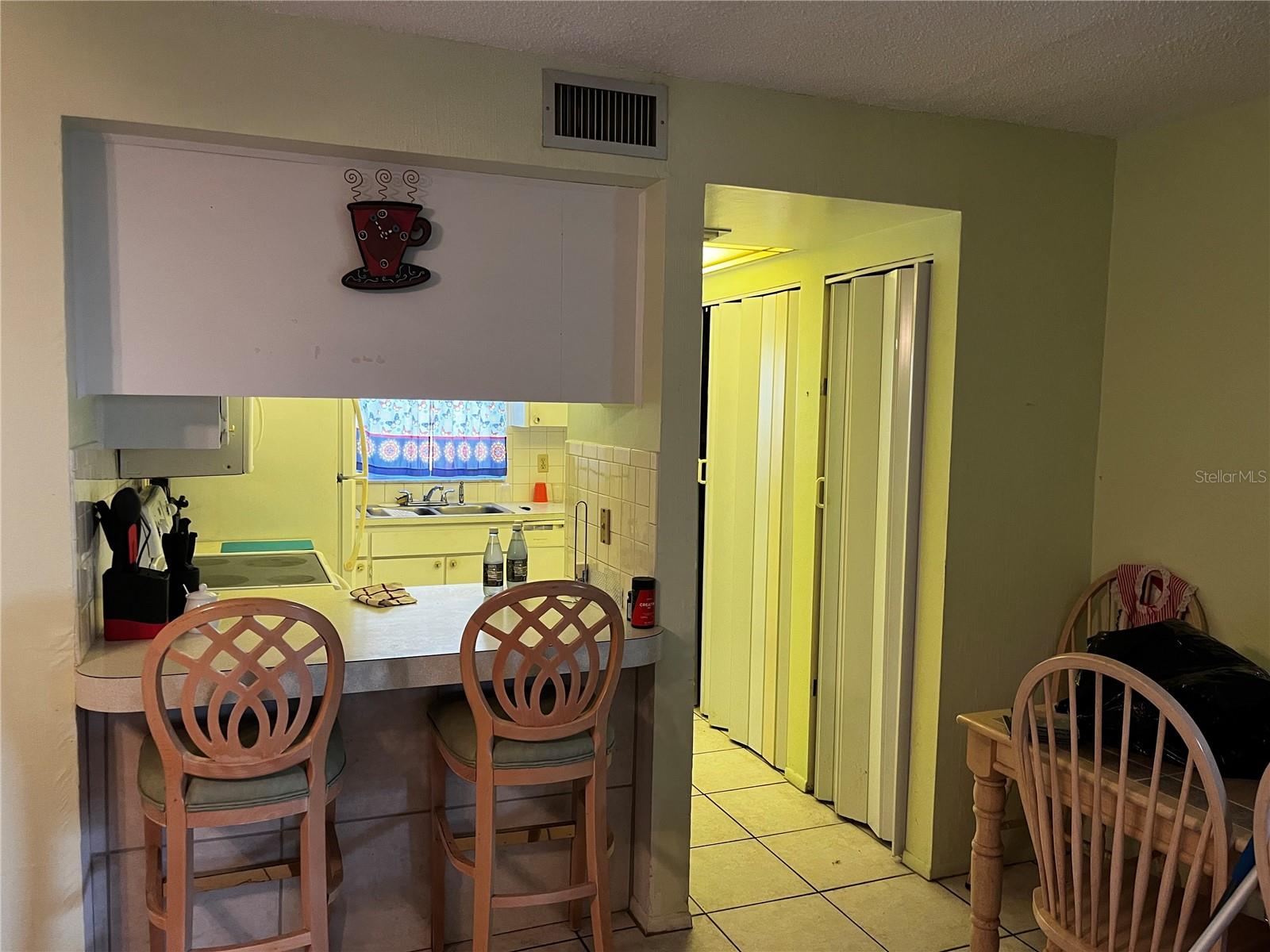 GREEN DOLPHIN PARK CONDO - Residential