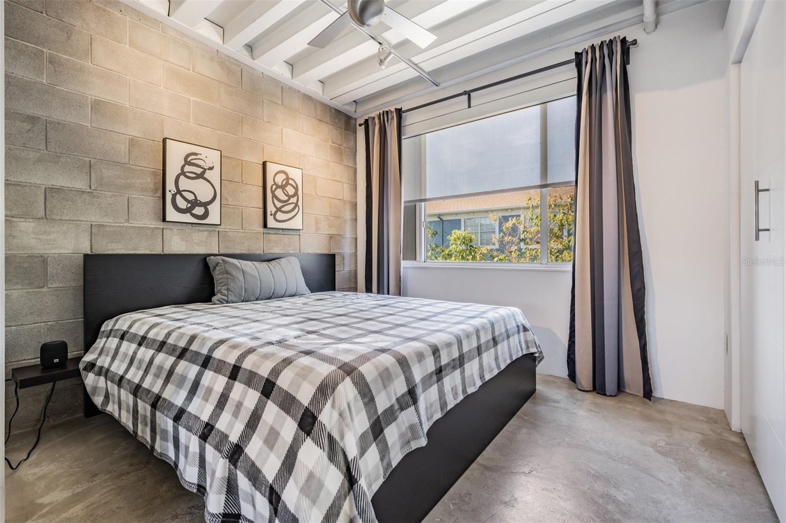 PARKLAND LOFTS - Residential