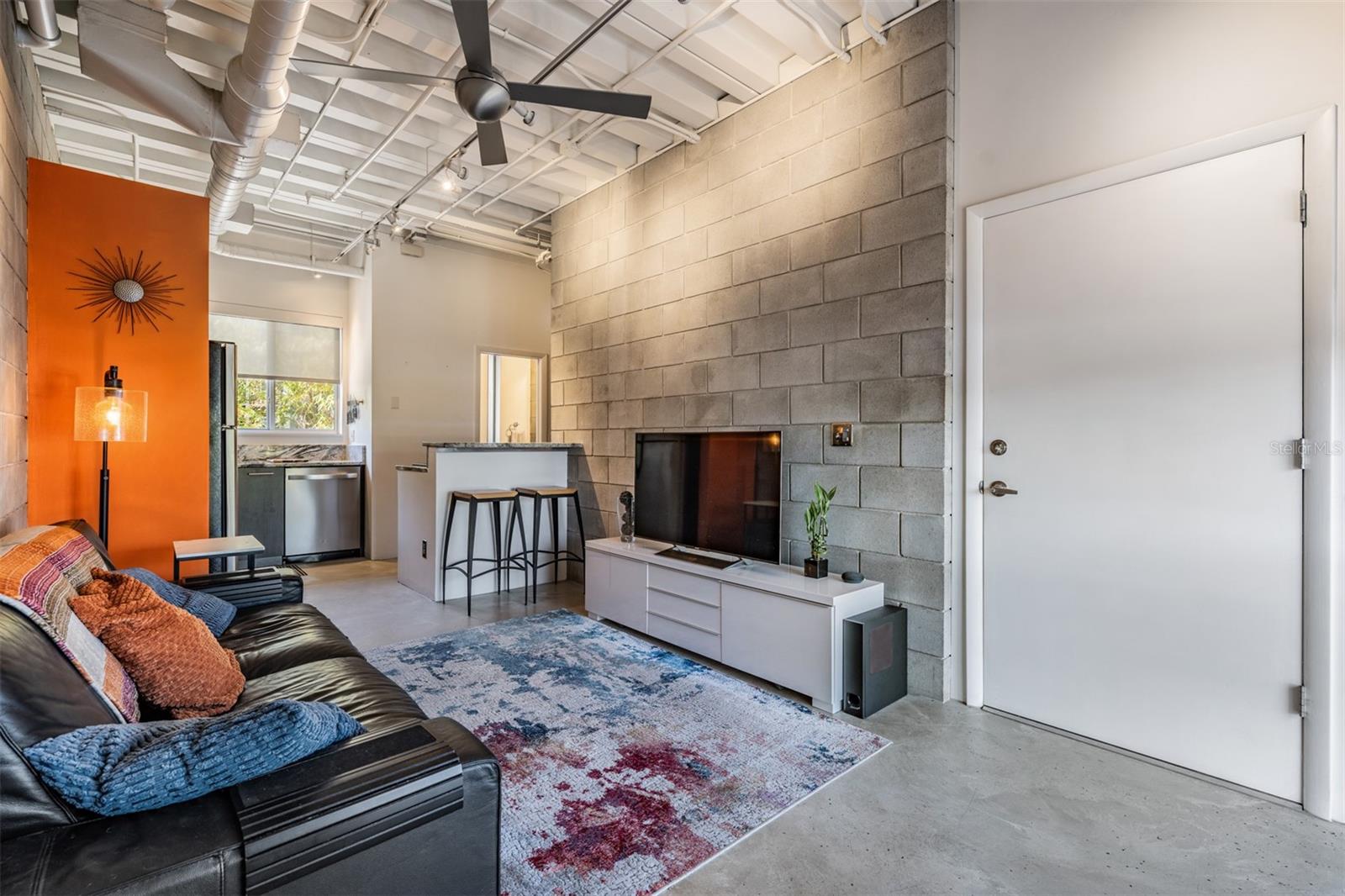 PARKLAND LOFTS - Residential