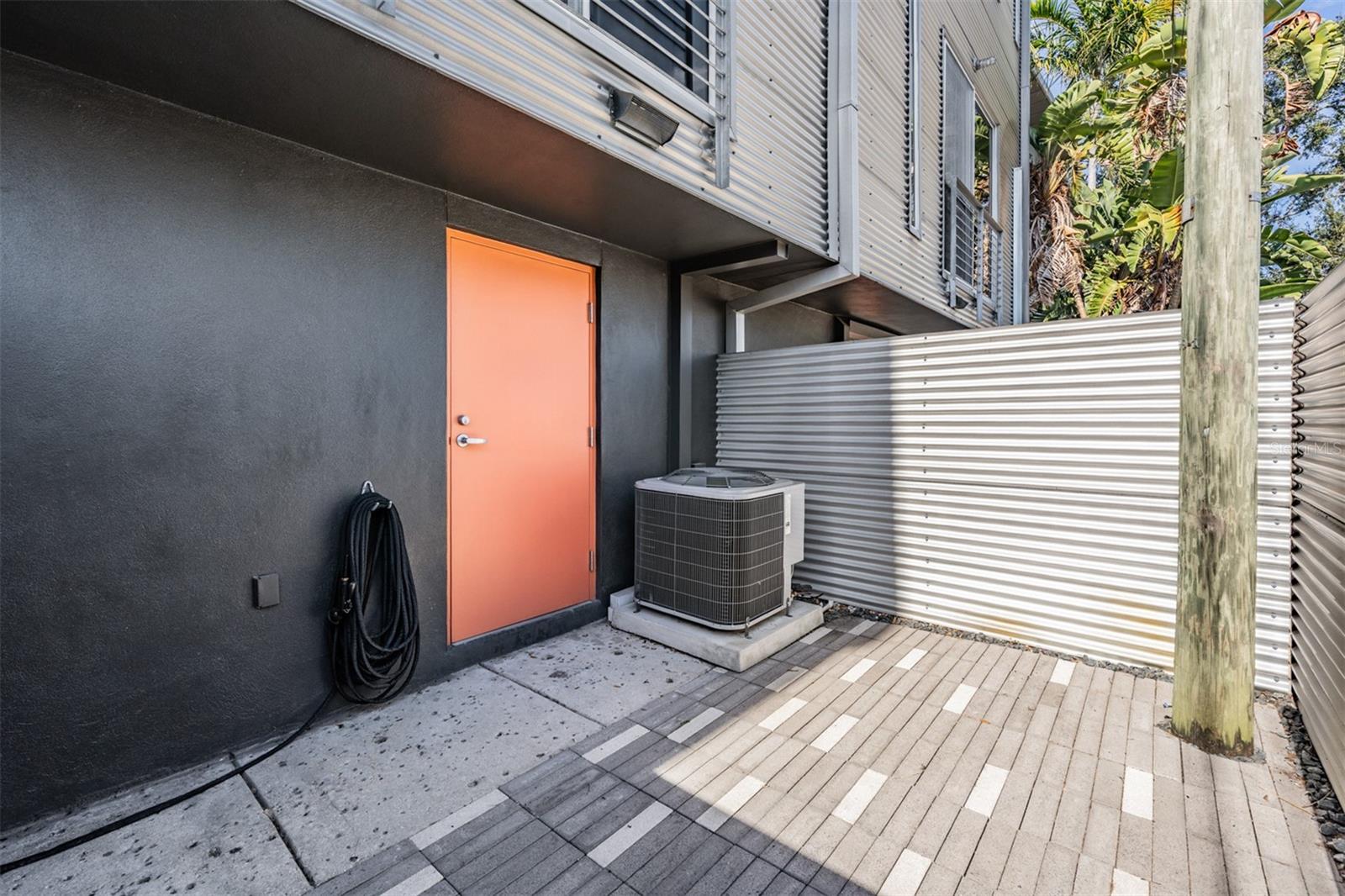 PARKLAND LOFTS - Residential