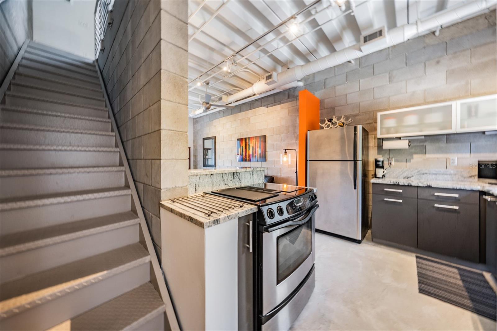 PARKLAND LOFTS - Residential