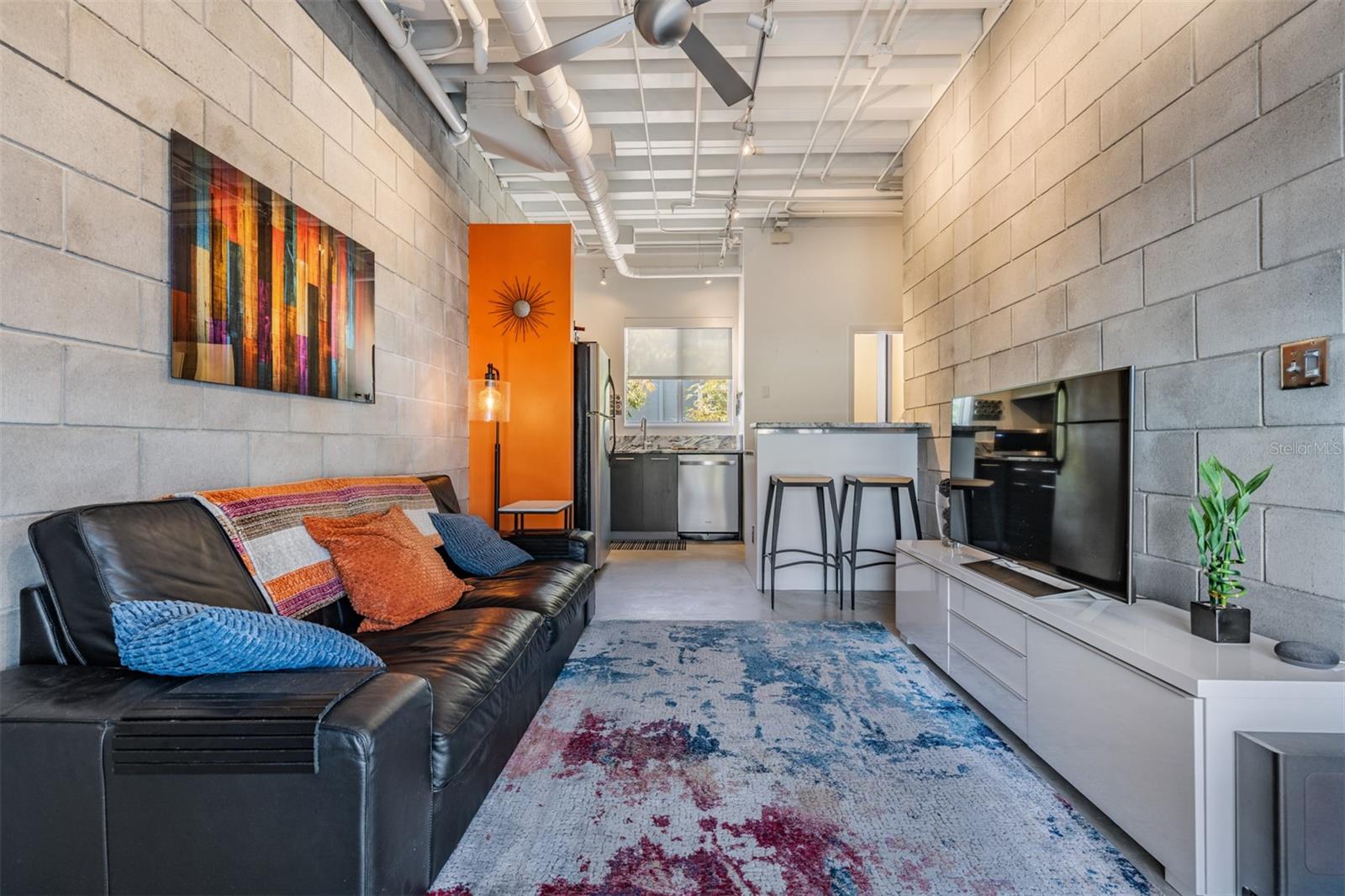 PARKLAND LOFTS - Residential