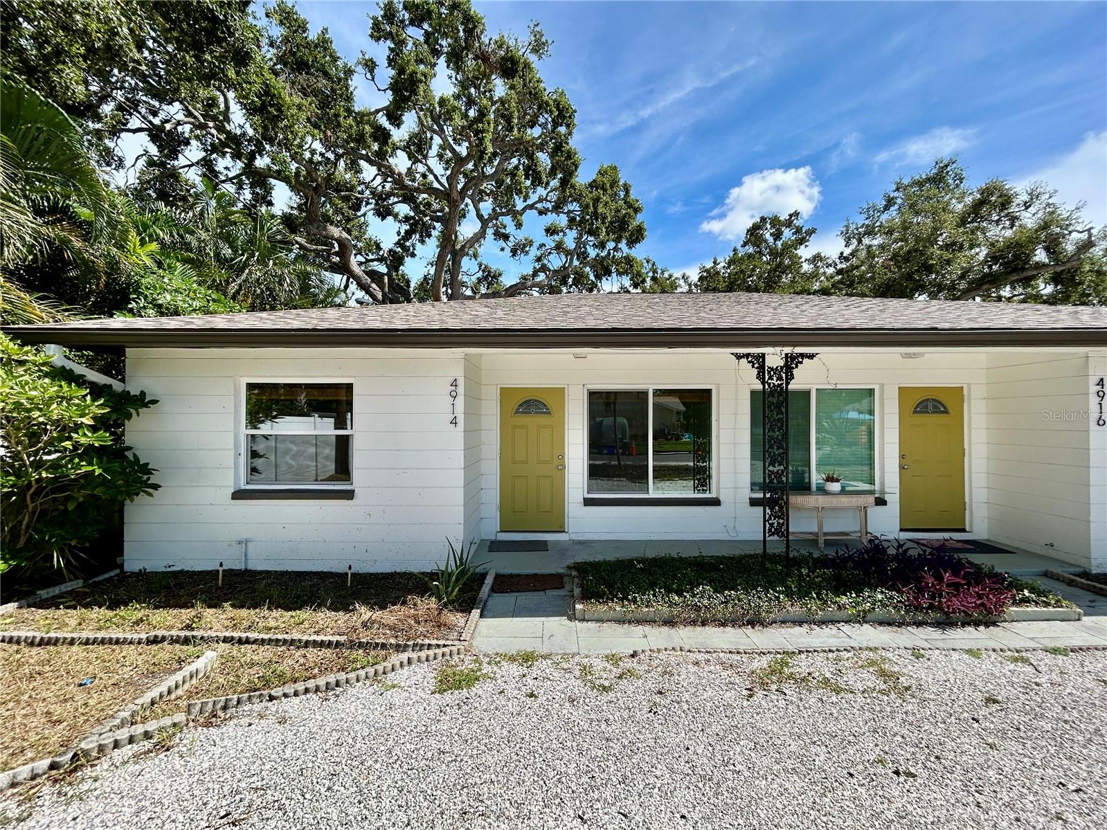 Recently remodeled and move-in ready, this beautifully updated half duplex is located in the heart of downtown Gulfport—just steps from the waterfront, restaurants, and boutique shops. Inside, you'll find a modern kitchen with brand-new appliances, stone countertops, and ample cabinet space, along with a stackable washer and dryer included for your convenience. Out back, enjoy access to a spacious shared garden-style backyard—perfect for relaxing, entertaining, or soaking in the Gulfport vibe. With stylish finishes and a prime location, this is a unique opportunity to enjoy modern living in one of the area's most vibrant communities.