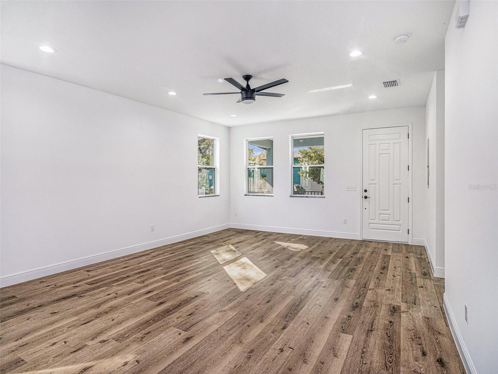 GRANT PARK - Residential