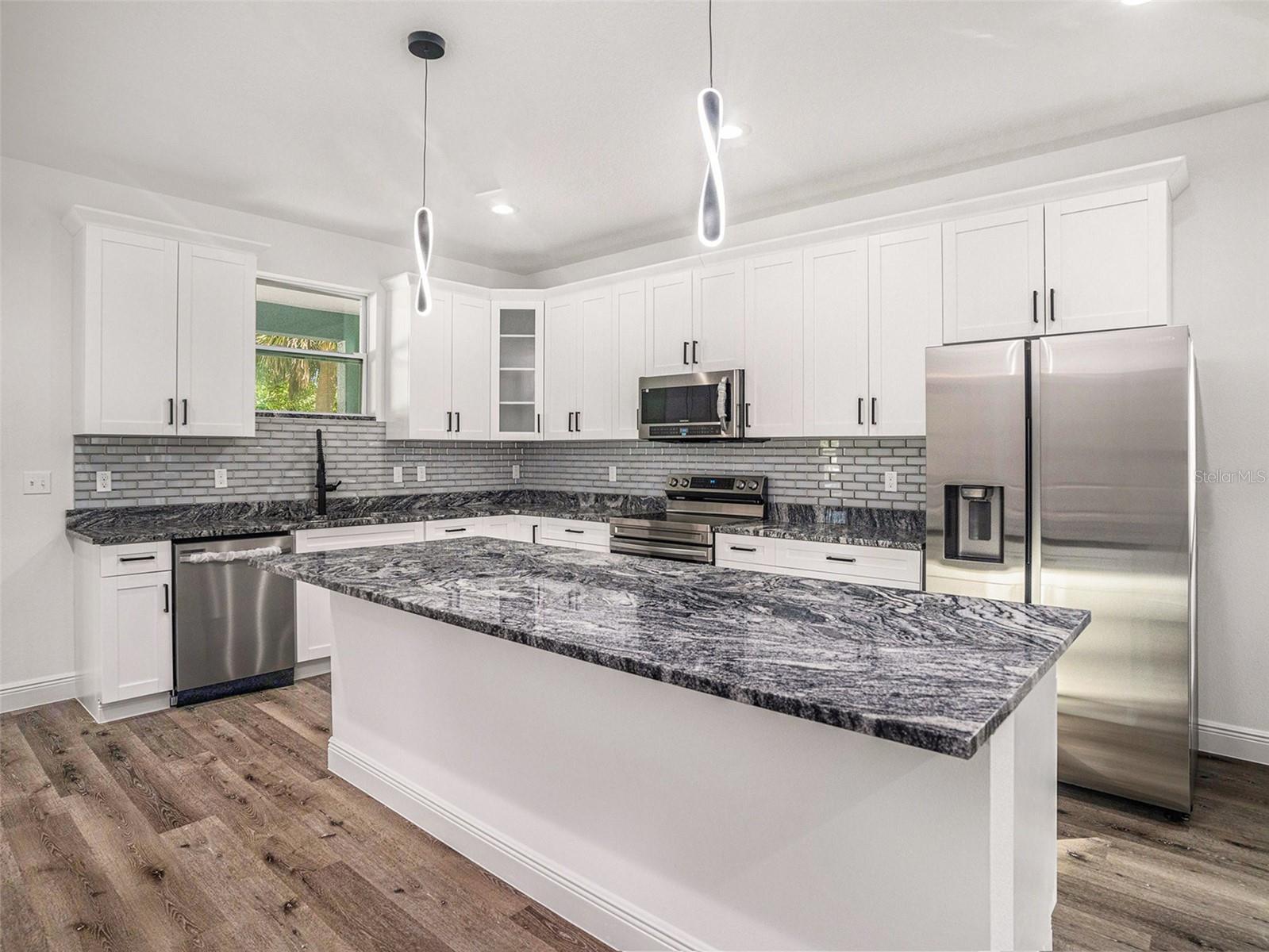 GRANT PARK - Residential