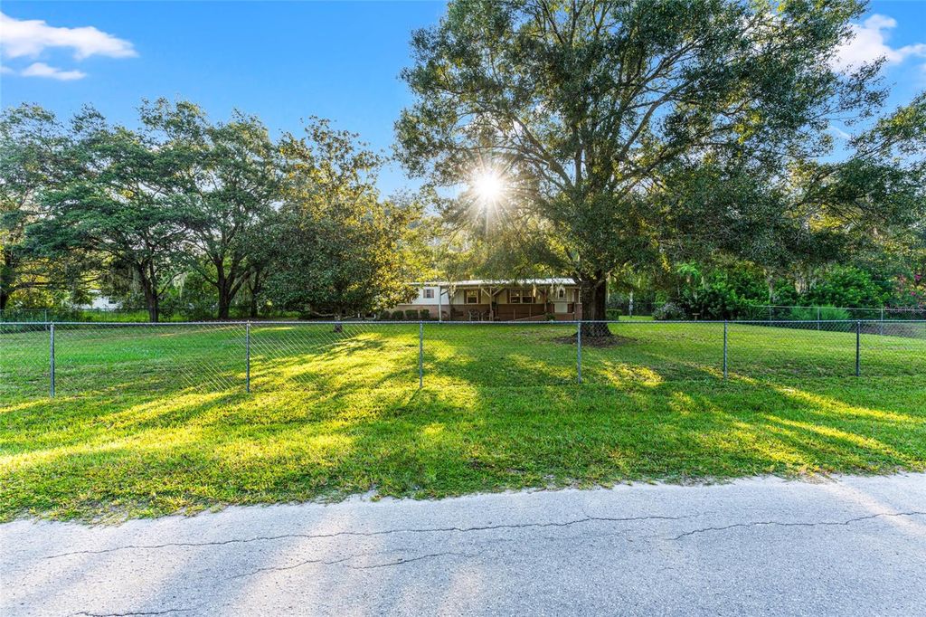 Photo of 7426 SAINT MATTHEWS ROAD, LAND O LAKES, FL 34638 (MLS # T3471675)