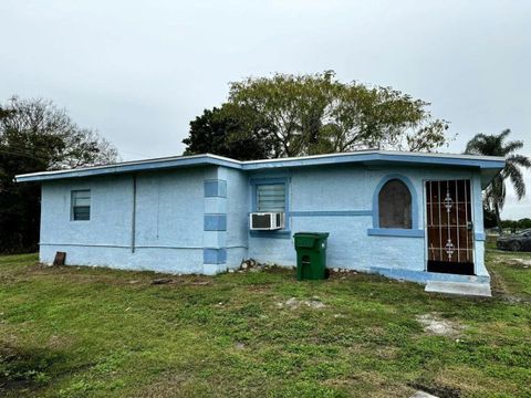 225 NW 11TH AVENUE SOUTH BAY FL 33493